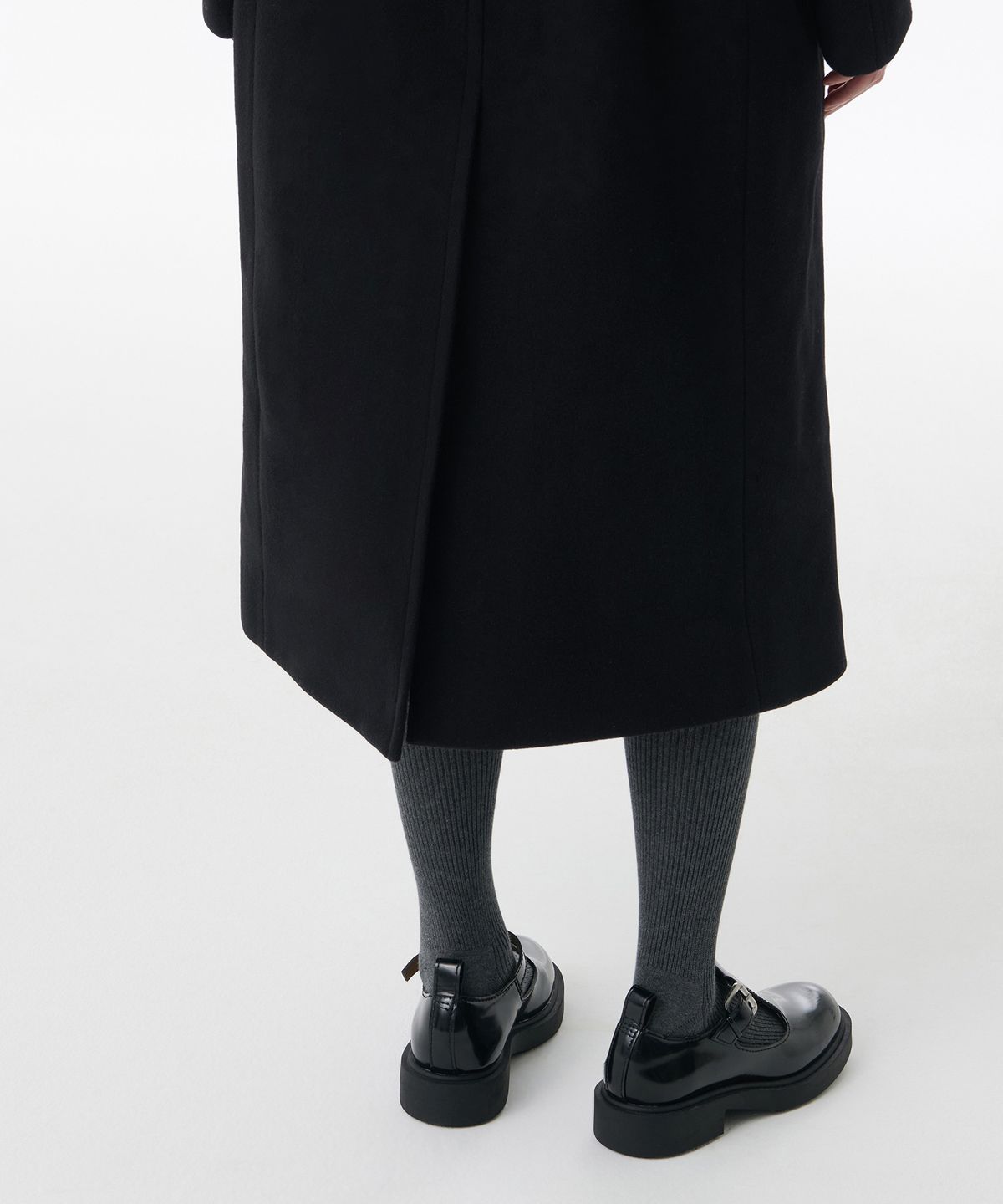 무신사 스탠다드 우먼(MUSINSA STANDARD WOMAN) [제현경 컬래버] 우먼즈 캐시미어 블렌드 맥시 더블 로브 코트 [블랙]
