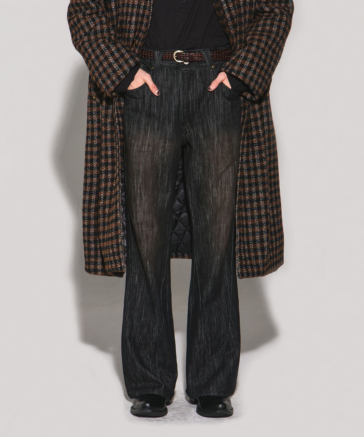 웨슬리 휴스턴(WESLEYHYUSTON) HARSH DYEING SLUB DENIM PANTS BLACK