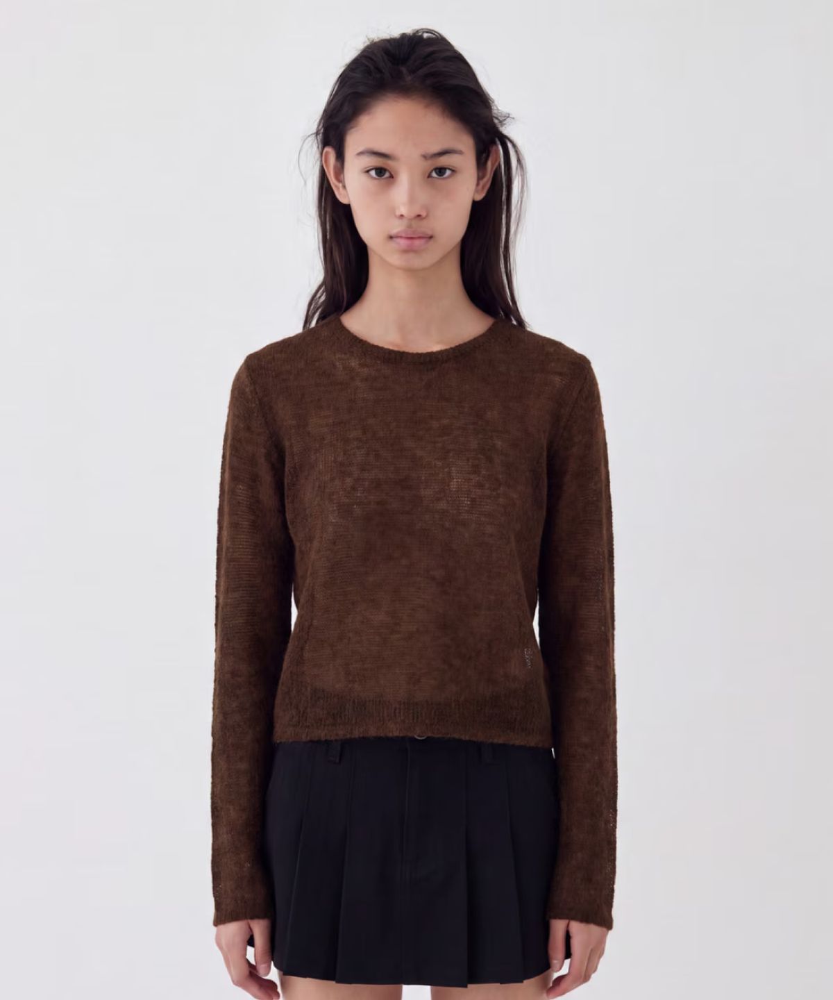 키시닝(KISYNING) Sheer Crew Neck Sleeve Knit (Brown)