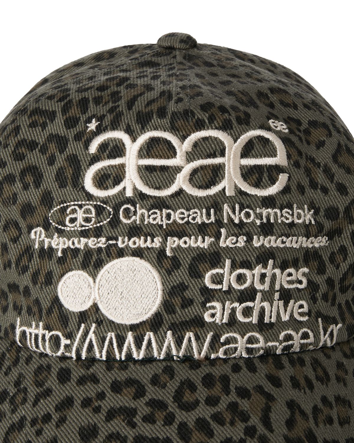 에이이에이이(AEAE) WEB LOGO LEOPARD CAP [KHAKI]
