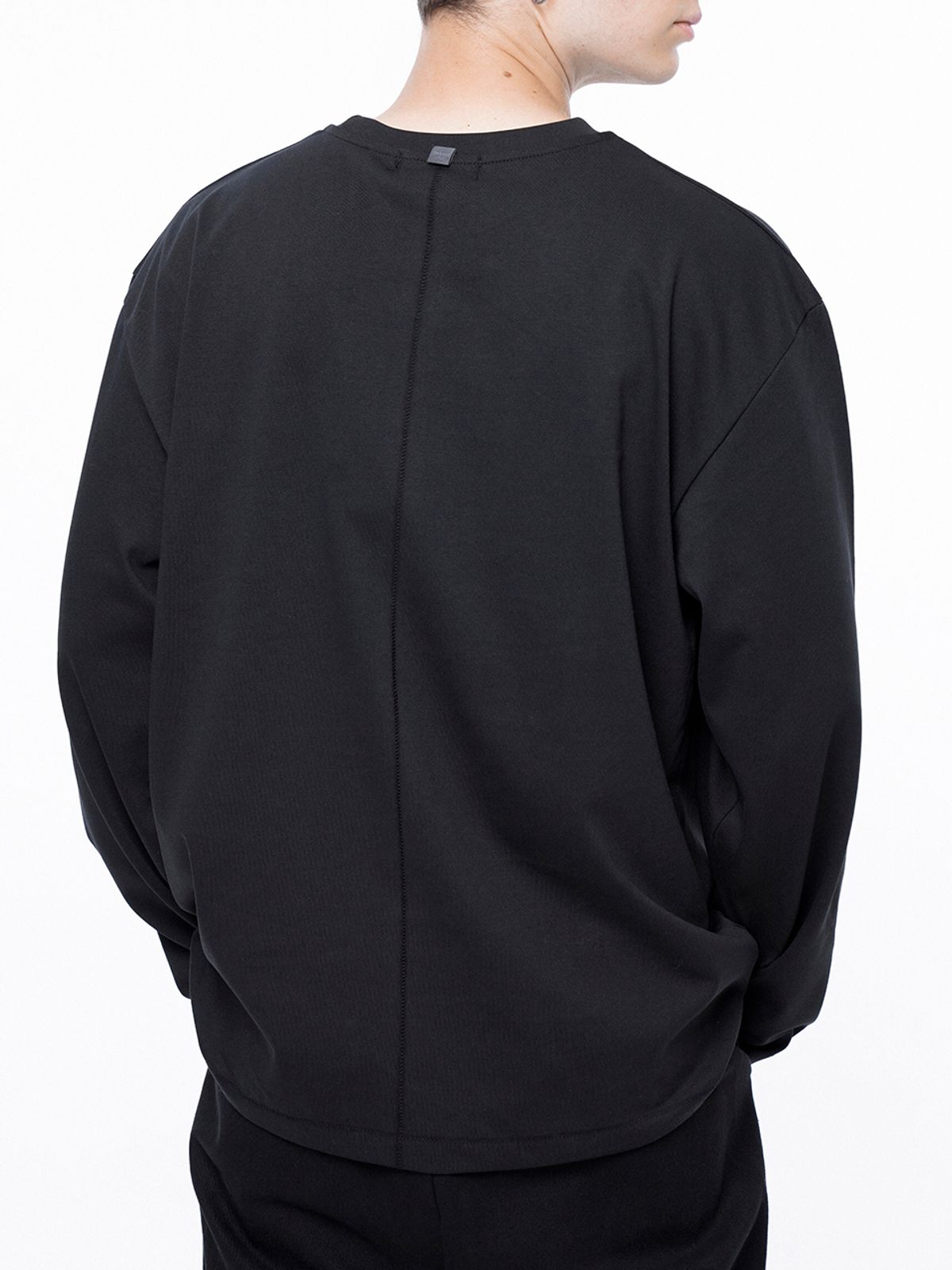 챈세스노이(CHANCE'S NOI) Clean long-sleeved - Black /M243TP01BK