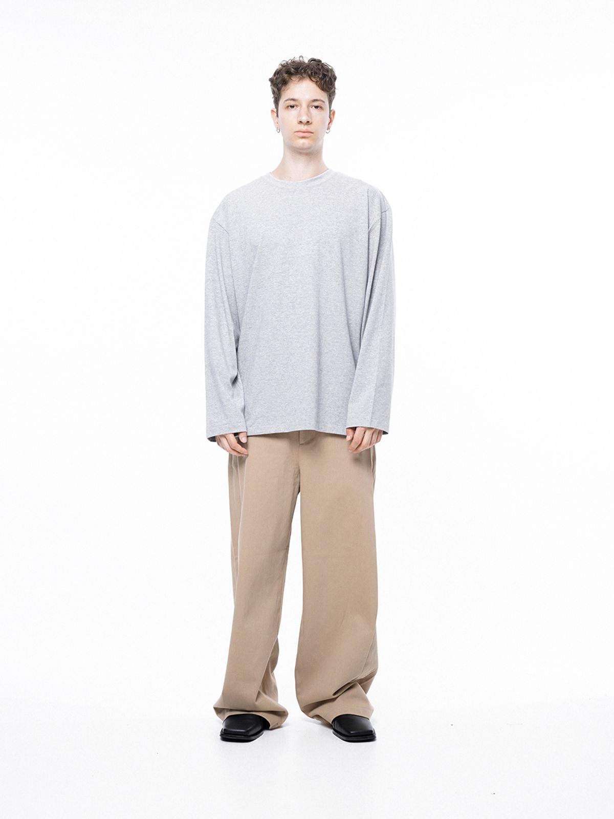챈세스노이(CHANCE'S NOI) Clean long-sleeved - Gray /M243TP01GR