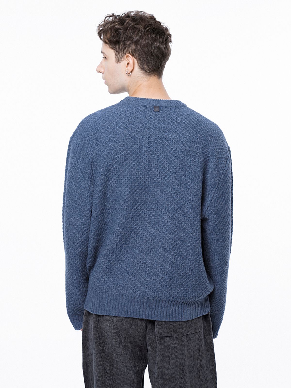 챈세스노이(CHANCE'S NOI) Hazzy Oversized round knit - Blue /M243TP05BL