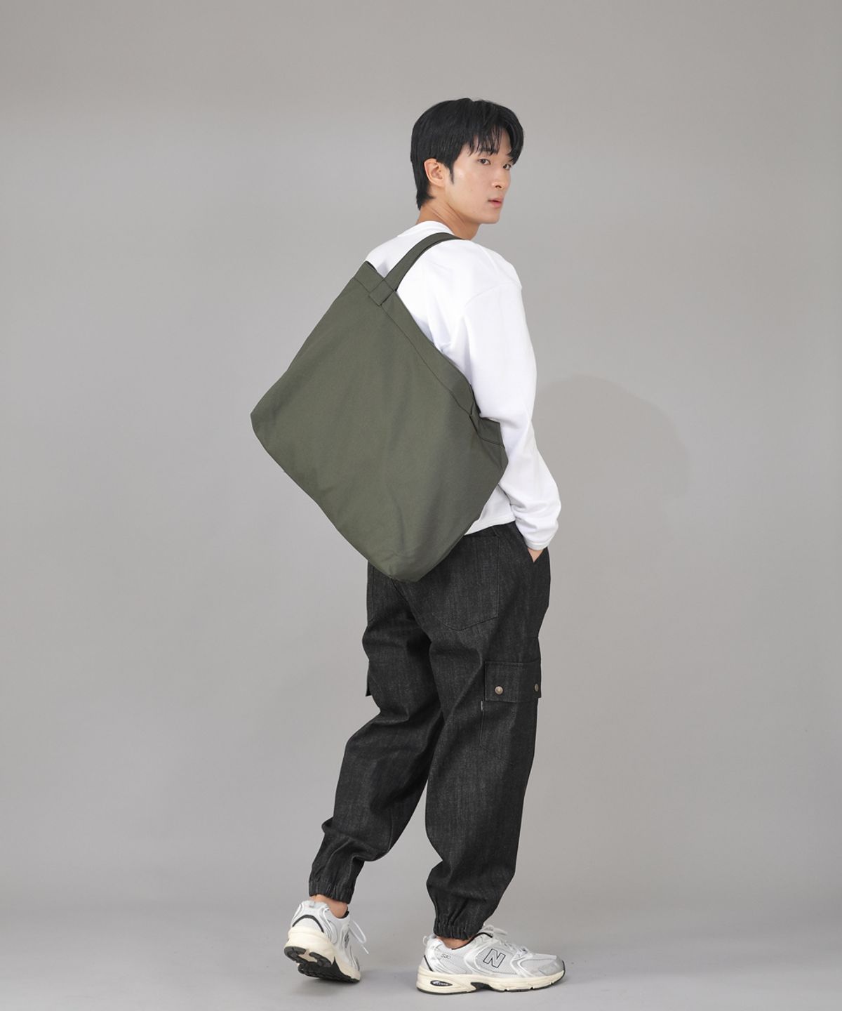 세인트크루(SAINTCREW) 메가 빅사이즈 솔리드 에코백 MSE-140 카키 BKS