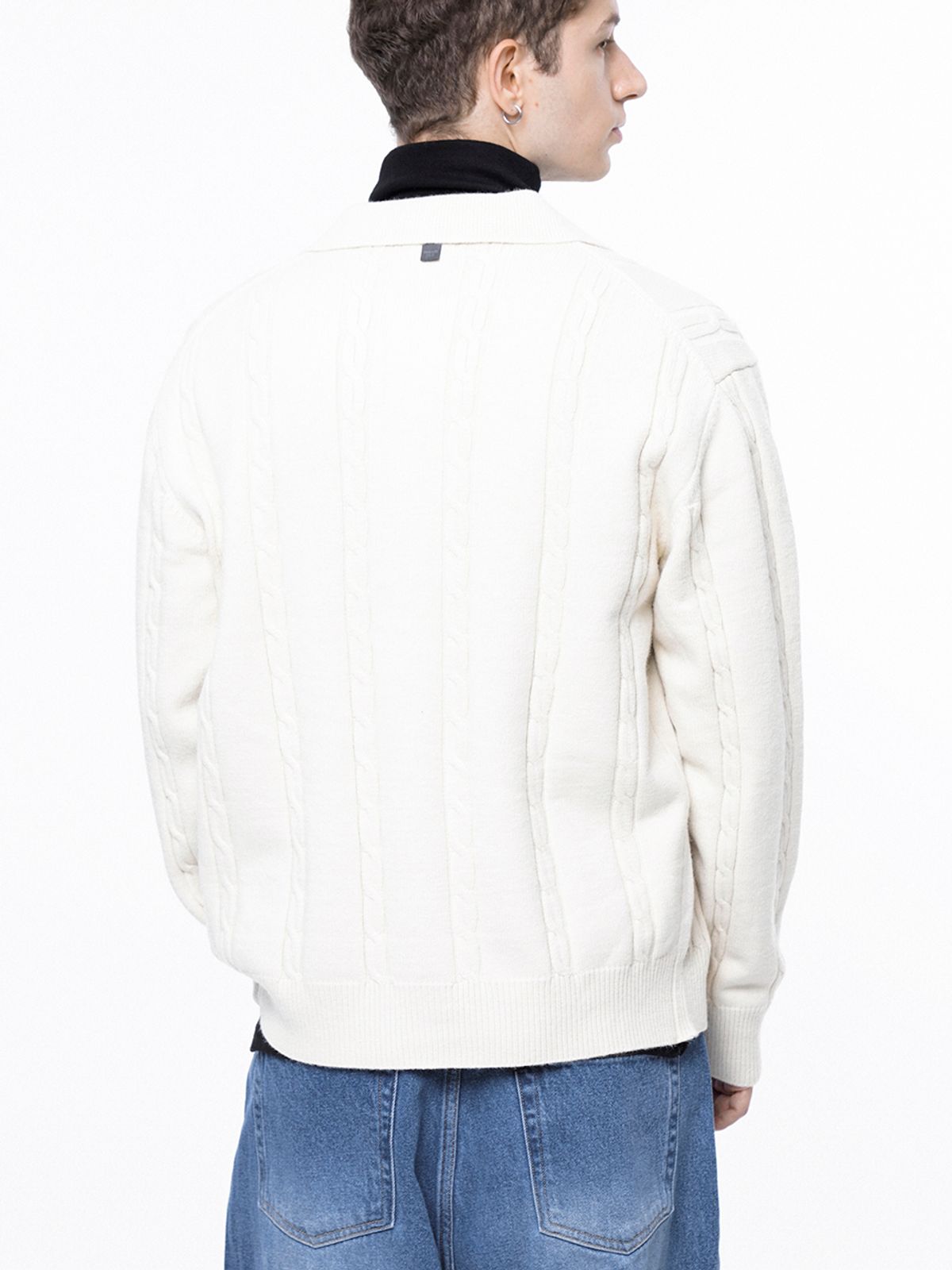 챈세스노이(CHANCE'S NOI) Dense Cable Collar-neck Cardigan - Ivory /M243OT02IV