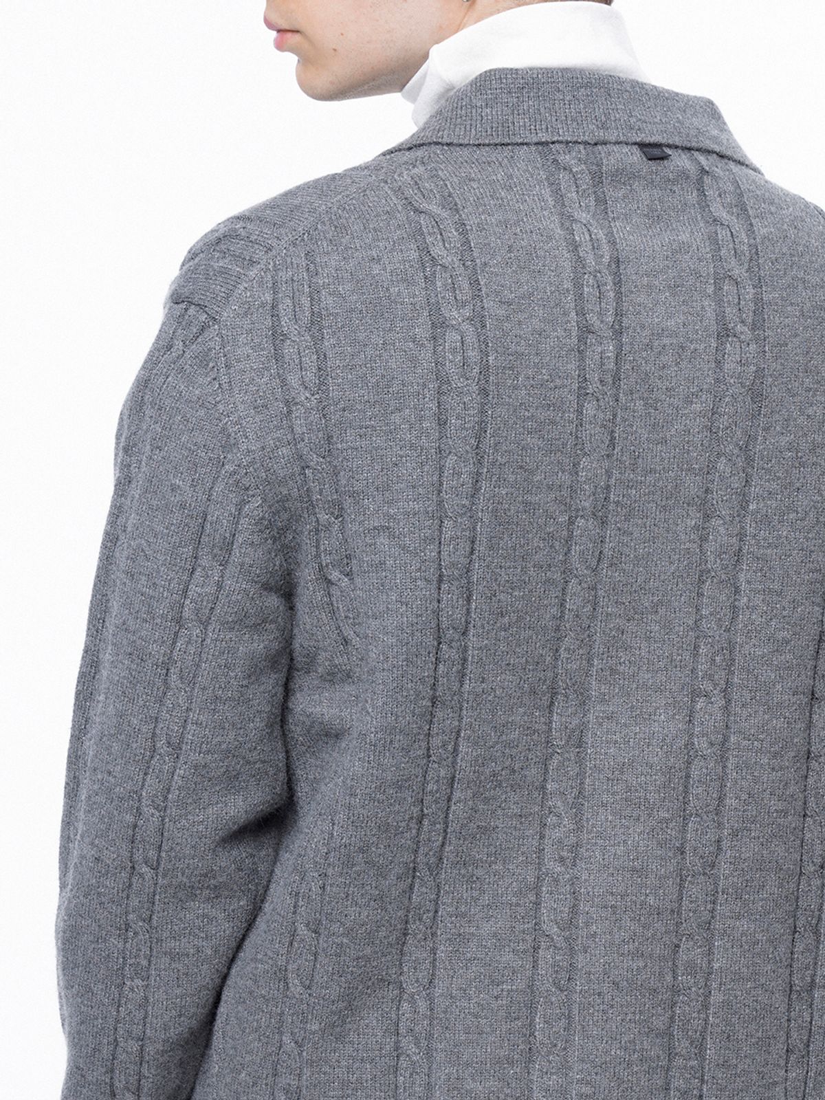 챈세스노이(CHANCE'S NOI) Dense Cable Collar-neck Cardigan - Gray /M243OT02GR