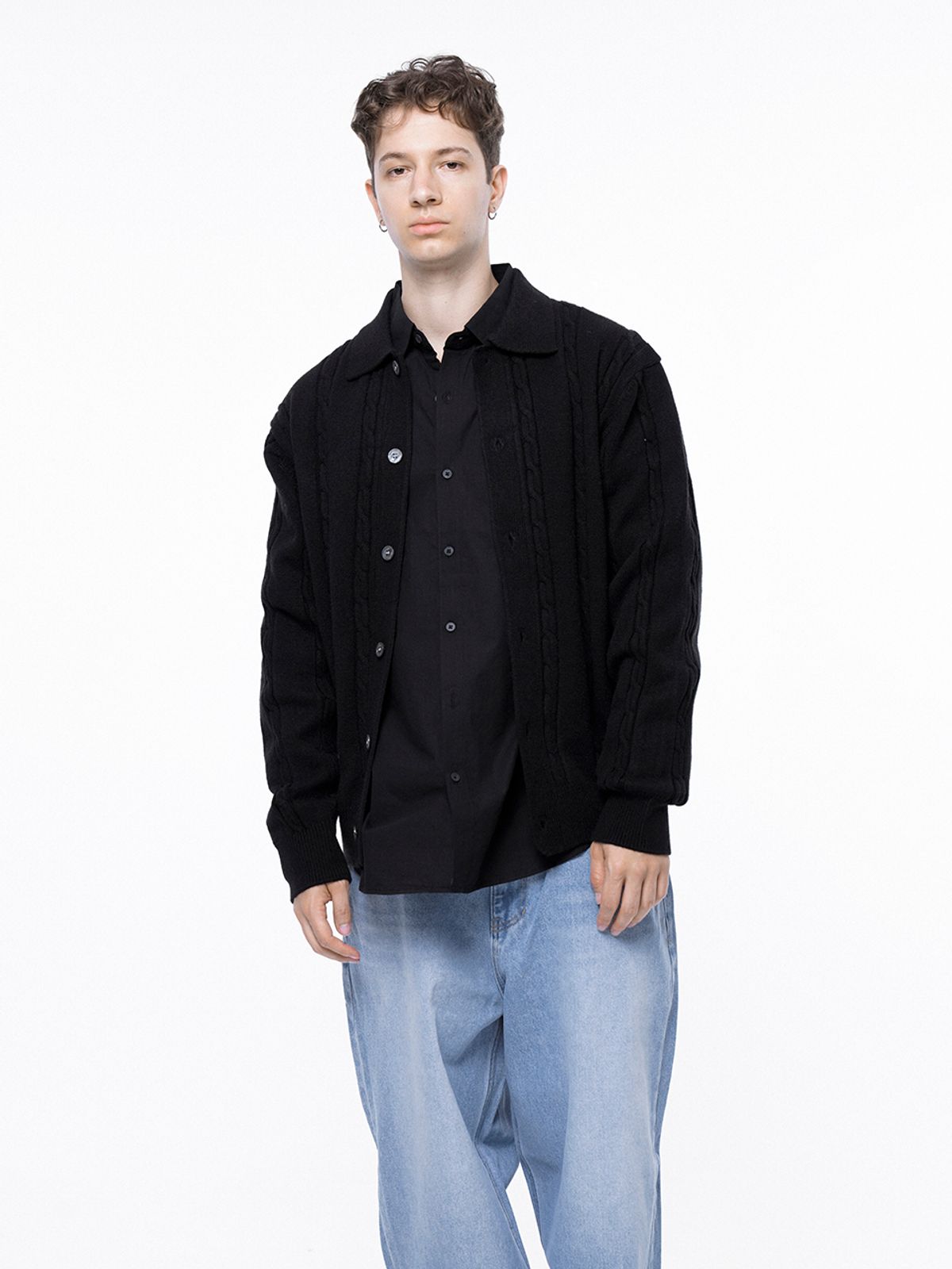 챈세스노이(CHANCE'S NOI) Dense Cable Collar-neck Cardigan - Black /M243OT02BK