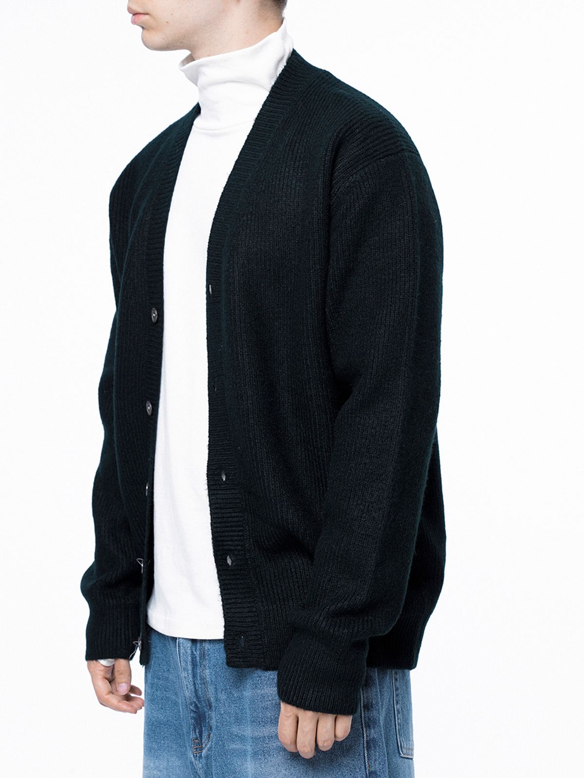 챈세스노이(CHANCE'S NOI) Dense Hazzy Y-neck Cardigan - Green /M243OT01GN