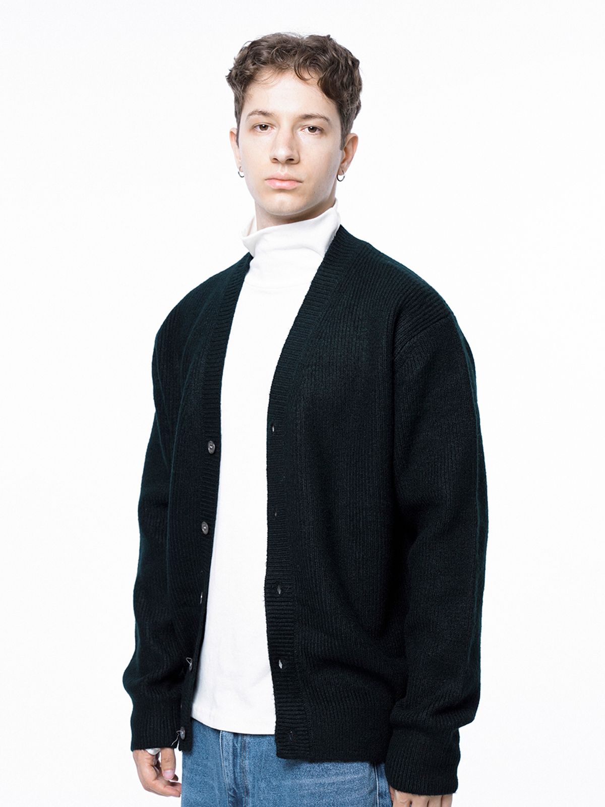 챈세스노이(CHANCE'S NOI) Dense Hazzy Y-neck Cardigan - Green /M243OT01GN