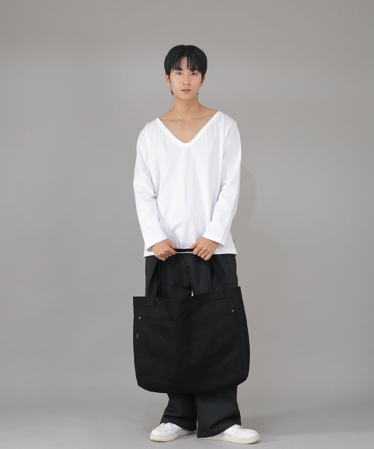 세인트크루(SAINTCREW) 메가 빅사이즈 펜타곤 에코백 MBE-141 블랙 BKS