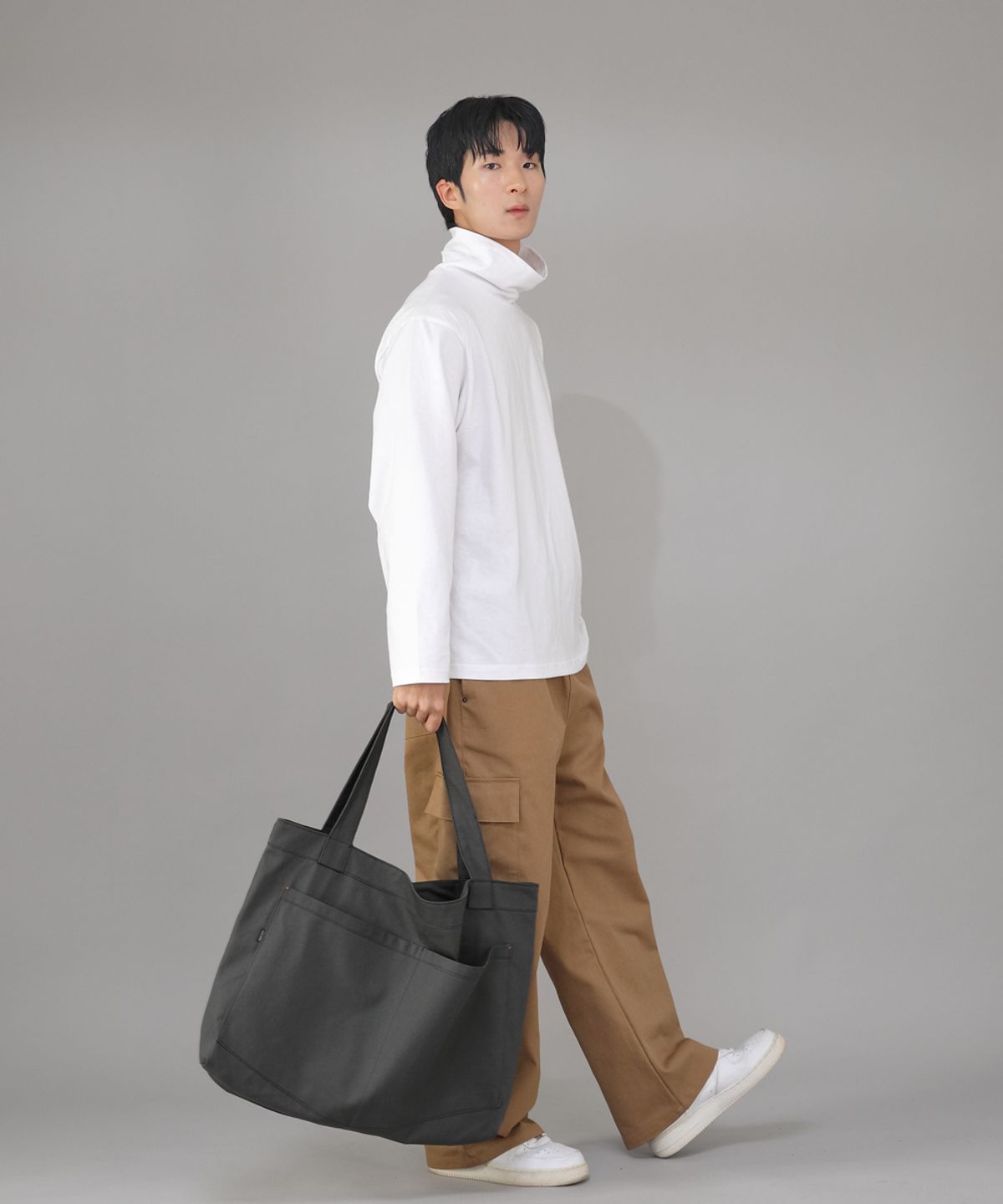 세인트크루(SAINTCREW) 메가 빅사이즈 펜타곤 에코백 MBE-141 다크그레이 BKS