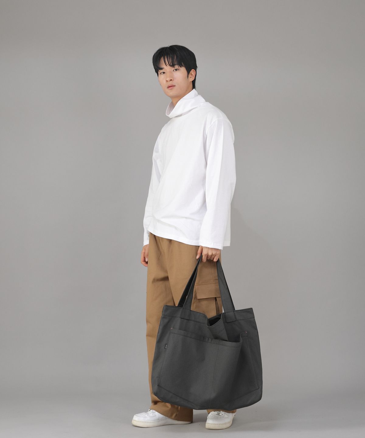 세인트크루(SAINTCREW) 메가 빅사이즈 펜타곤 에코백 MBE-141 다크그레이 BKS