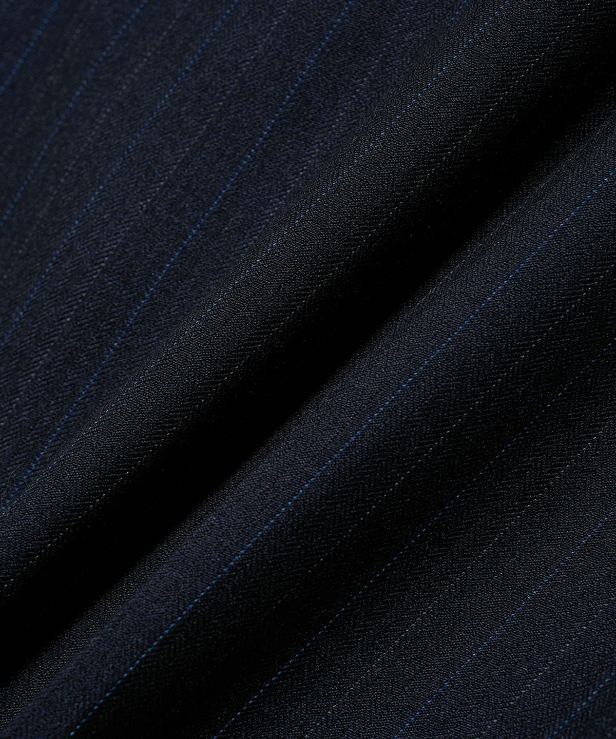 메종미네드(MAISON MINED) PIN STRIPE TWO TUCK PANTS NAVY