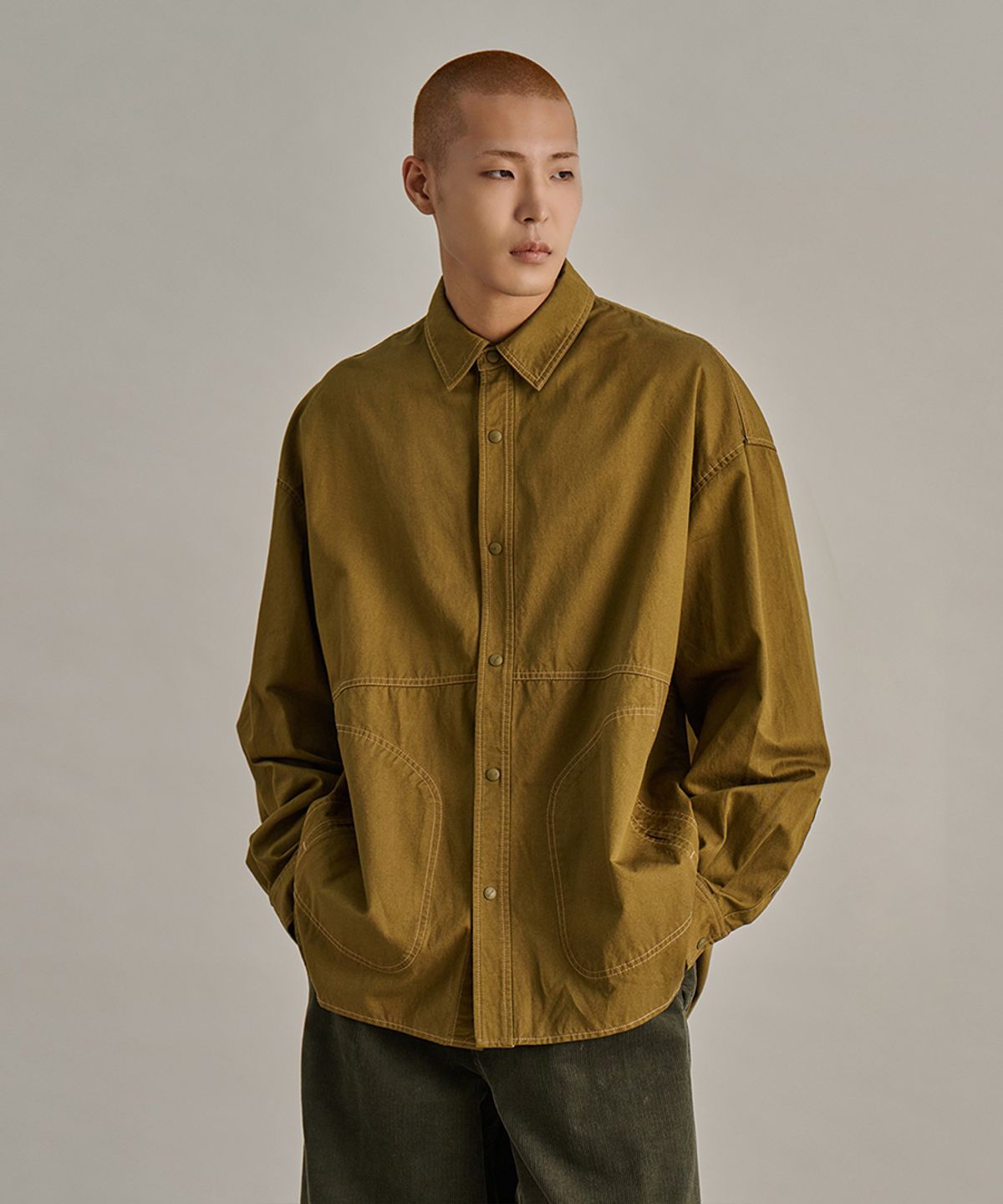 논타입(NONTYPE) ROUNDED POCKET STITCH SHIRTS (OLIVE)