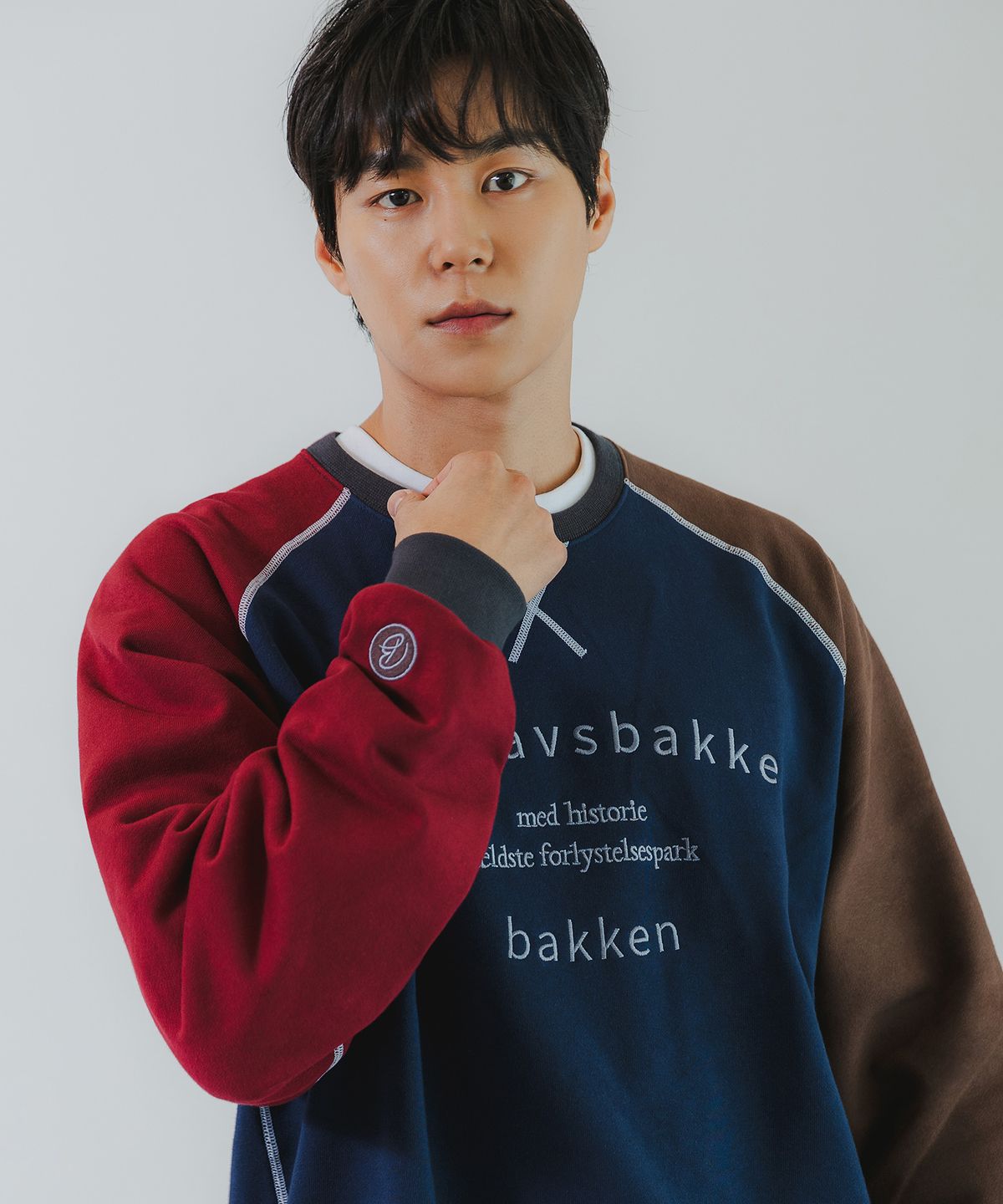 바켄(BAKKEN) 래글런 컬러 매치 스웨트셔츠 BK5971_네이비
