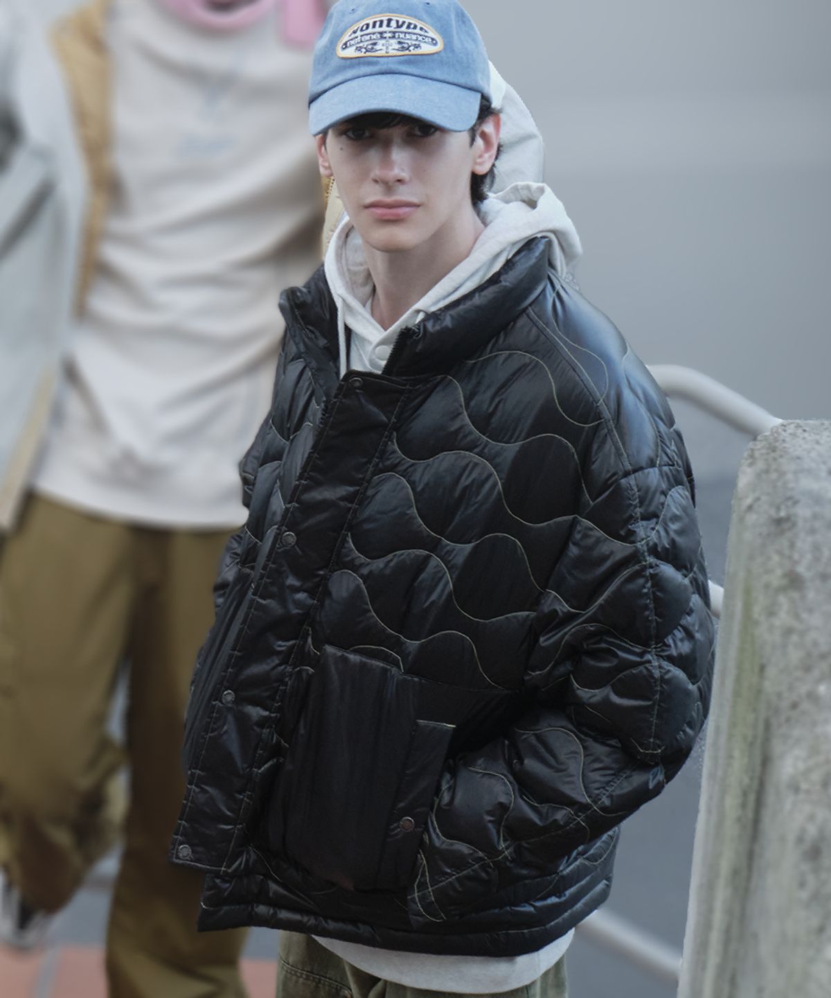 논타입(NONTYPE) WAVE MIDDLE DOWN JUMPER (BLACK)