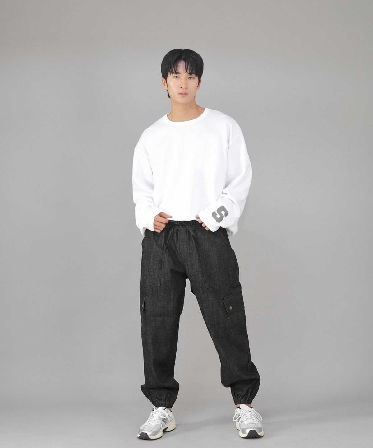 세인트크루(SAINTCREW) 스냅버튼 와이드 카고조거 팬츠 SWC-361 데님 블랙 BKS