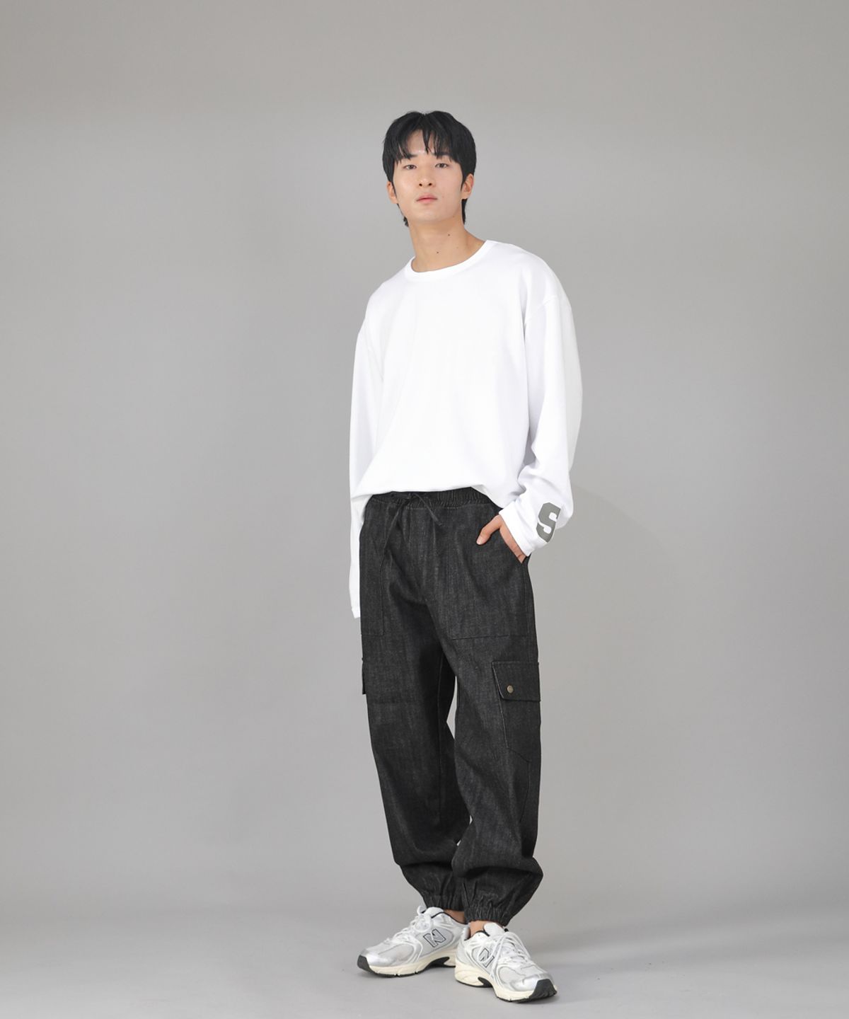 세인트크루(SAINTCREW) 스냅버튼 와이드 카고조거 팬츠 SWC-361 데님 블랙 BKS