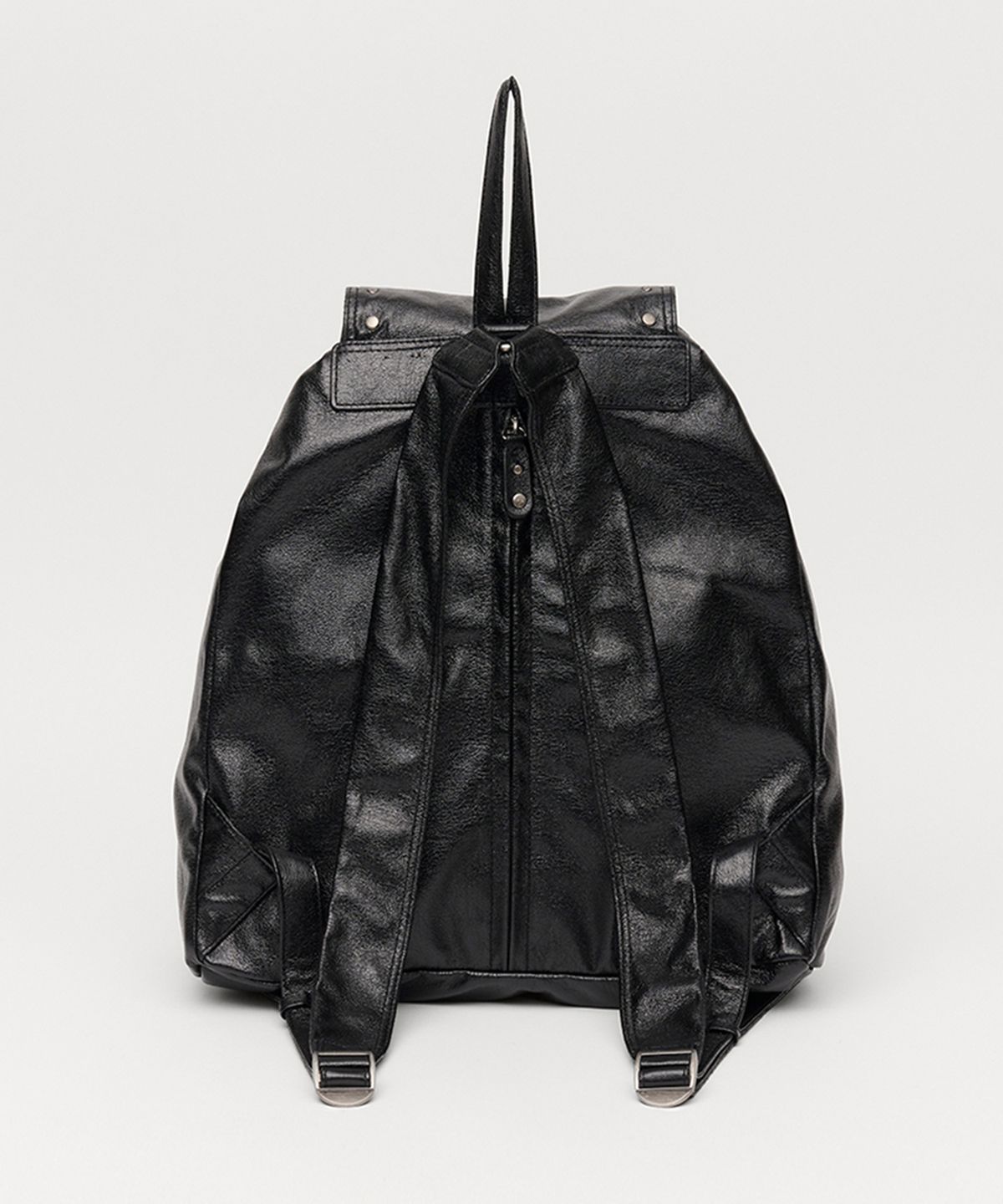 셀리테일즈(CELITAILS) STUD POCKET BACKPACK_BLACK