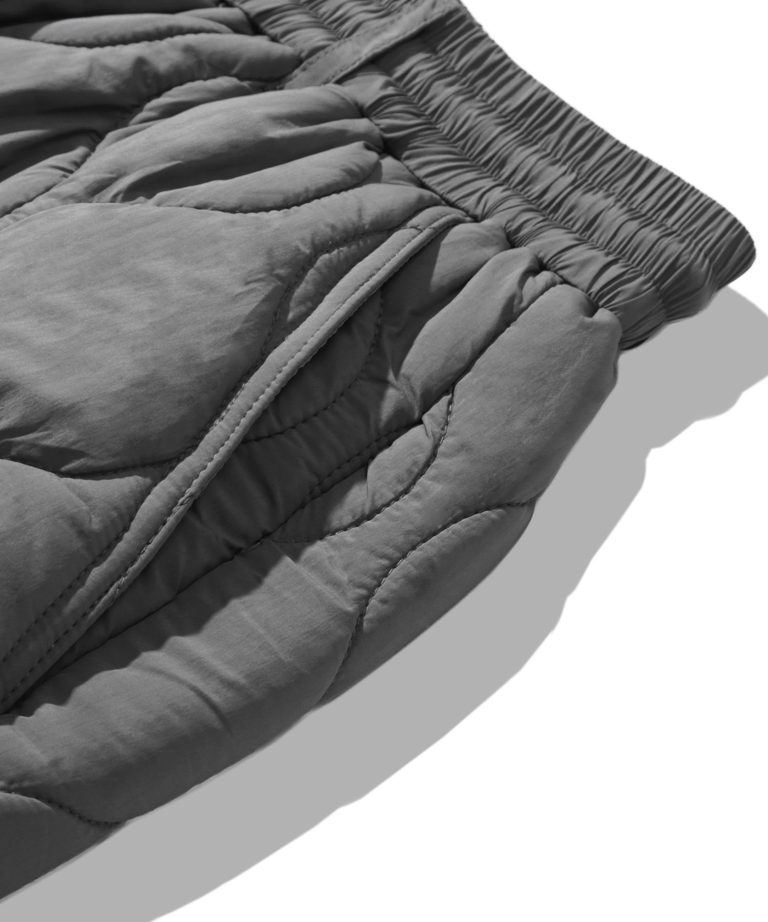 MUSINSA | TRILLION Quilted Padded Warmer Banding Cargo Wide
