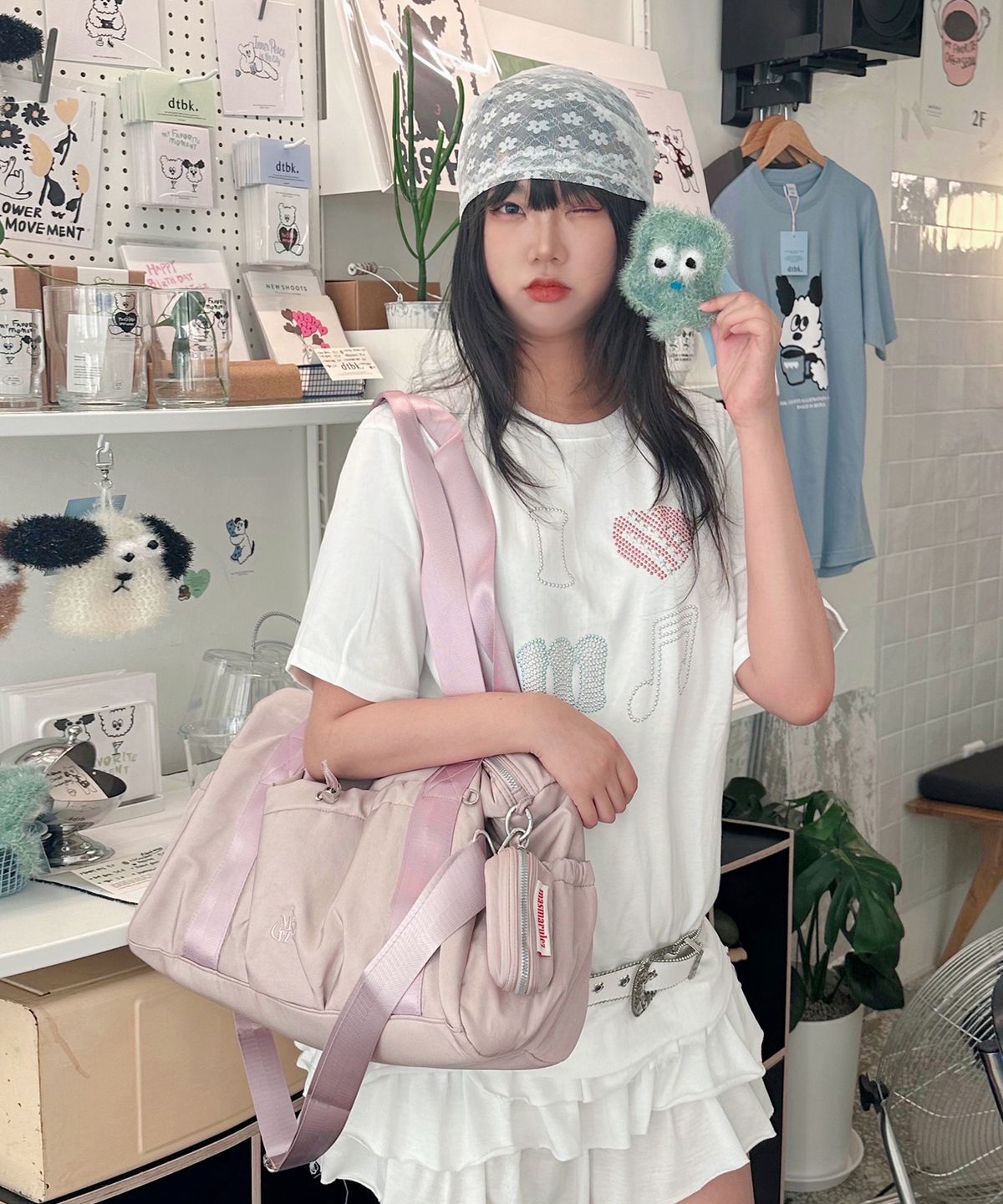 마스마룰즈(MASMARULEZ) [파우치세트] glossy shoulder duffel bag _Lilac pink