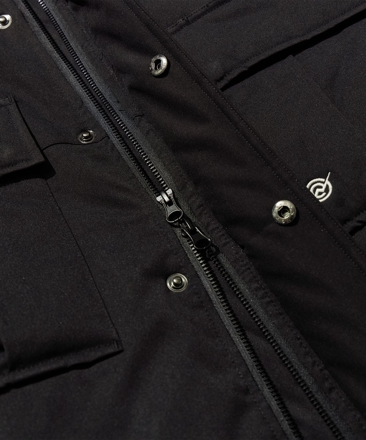 칼라파타르(KALAPATTHAR) Poly Cotton Insulation Short-Jacket - BLACK