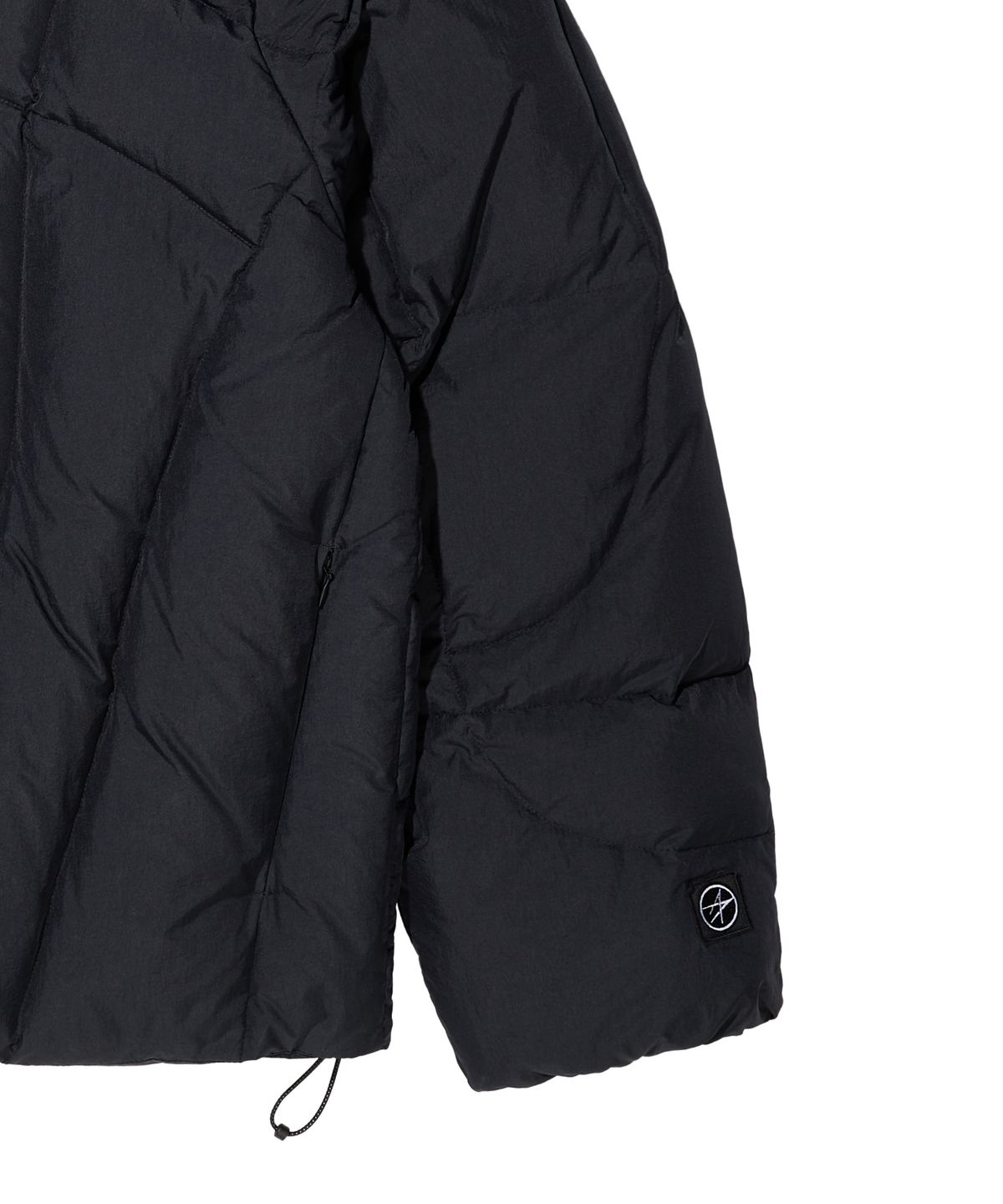 록히드마틴(LOCKHEED MARTIN) LM SOLID GEOMETRY DUCK DOWN JUMPER (BLACK)