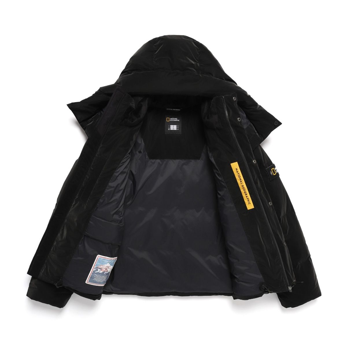 내셔널지오그래픽(NATIONALGEOGRAPHIC) N244UDW980 글로시 숏기장 후디 다운 점퍼 CARBON BLACK