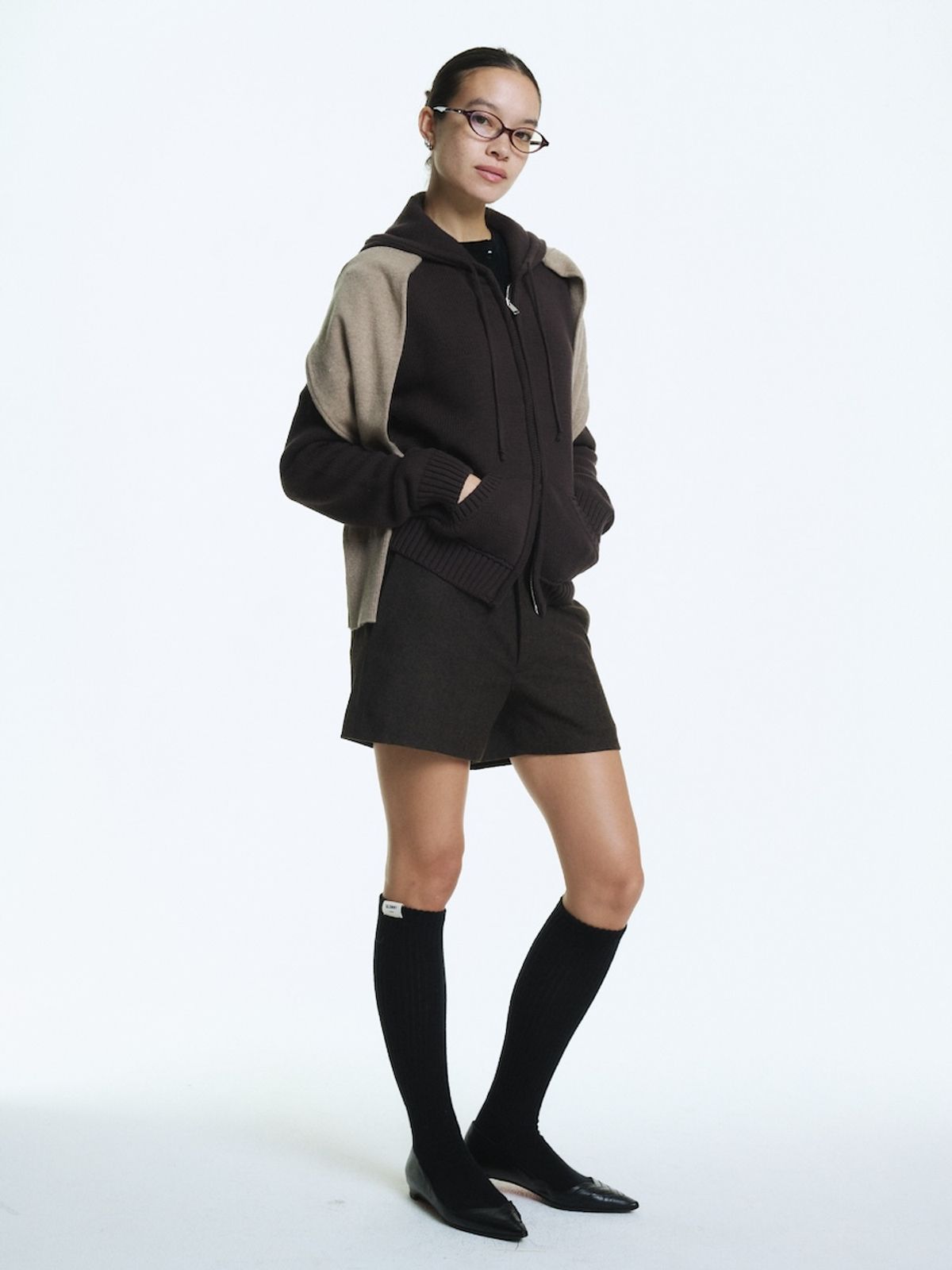 글로니(GLOWNY) G WOOL MINI SHORTS (BROWN)