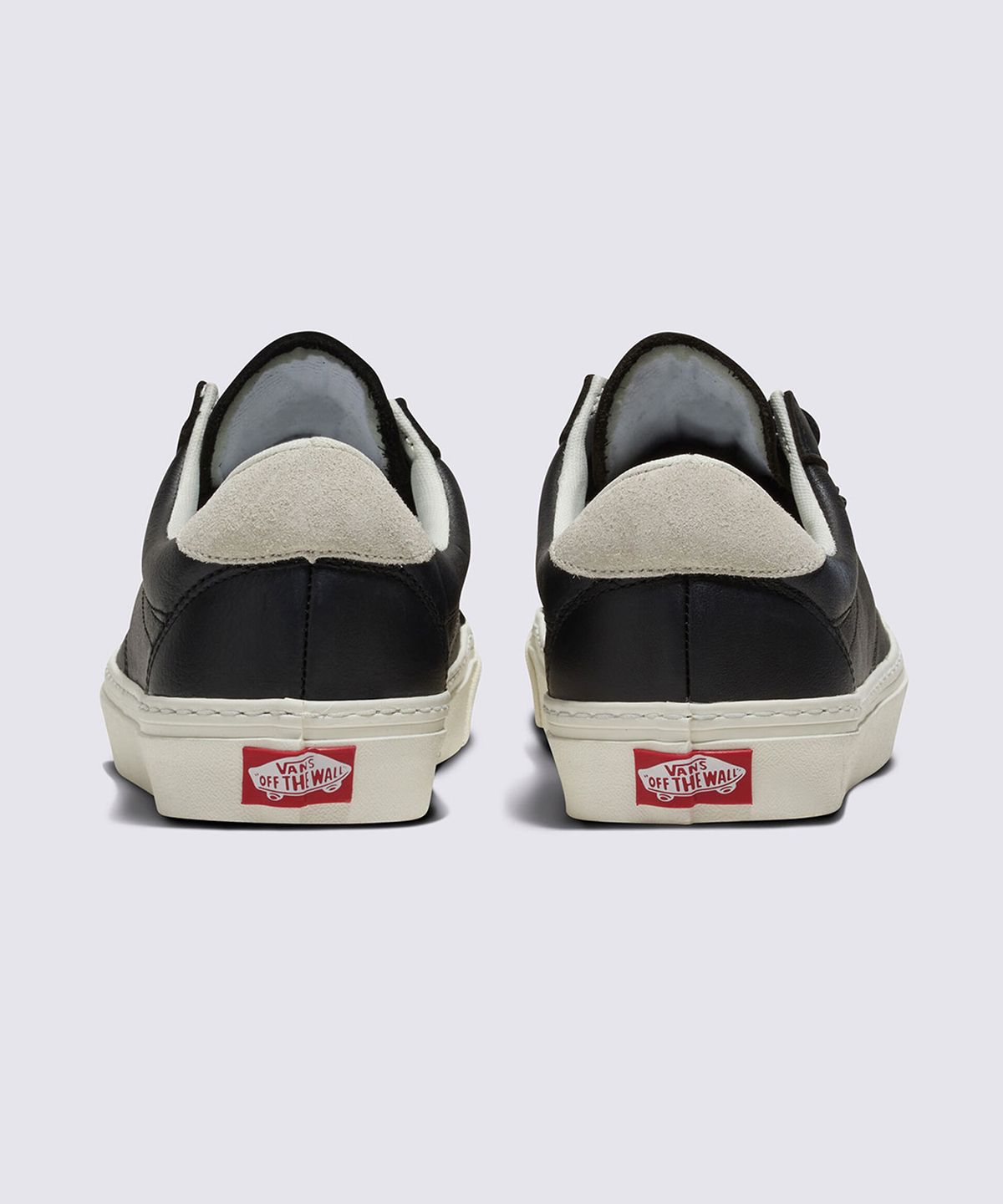 반스(VANS) 올드스쿨 럭스 - 블랙 / VN000CZMBLK1