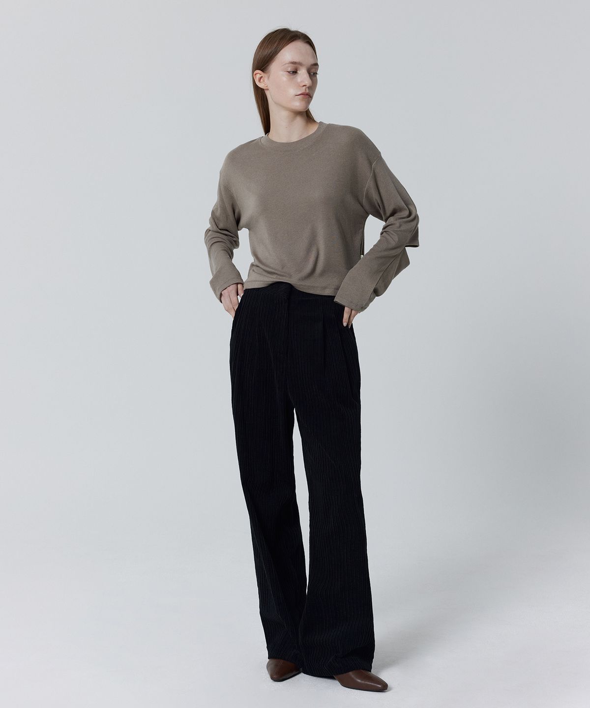 줄리아페페(JULIAPEPE) Classic Corduroy Slacks (Black)