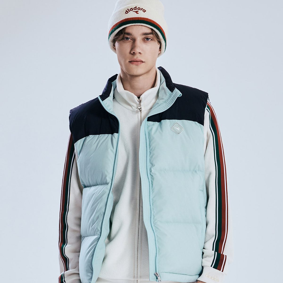 디아도라(diadora) 트렌토 덕다운 베스트 MINT