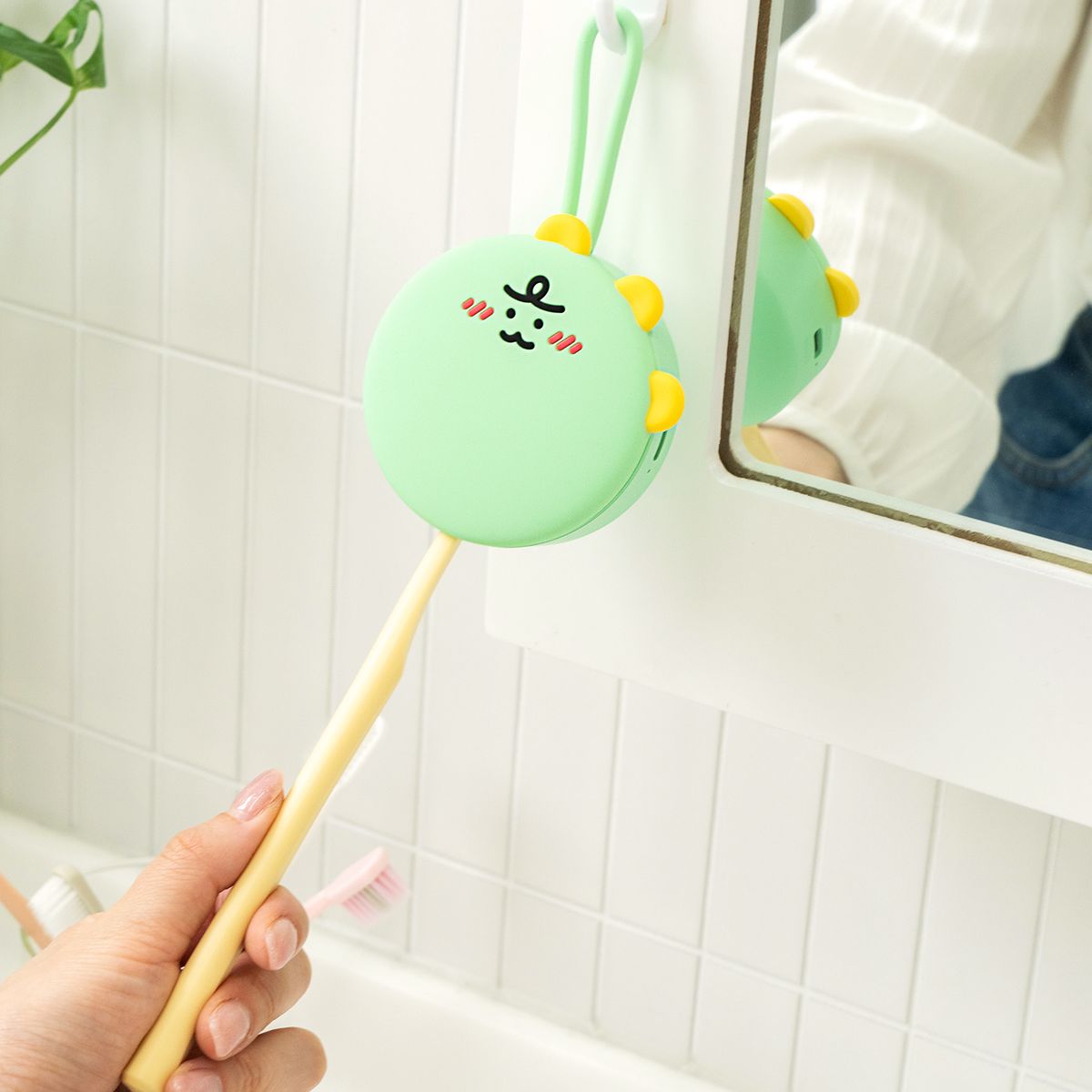 카카오프렌즈 파트너(KAKAOFRIENDS PARTNERS) 죠르디 휴대용 에그캡슐 UV 칫솔살균기