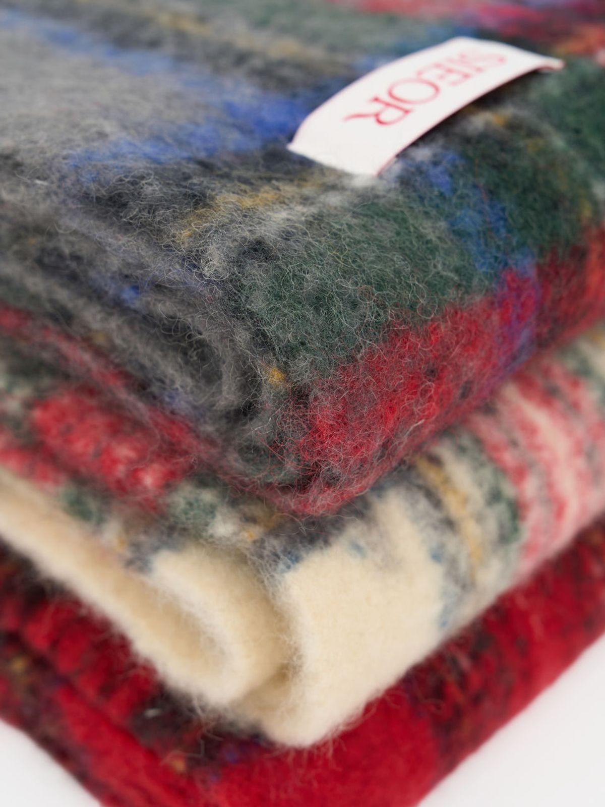 시오르(SIEOR) Dolf check muffler_ivory