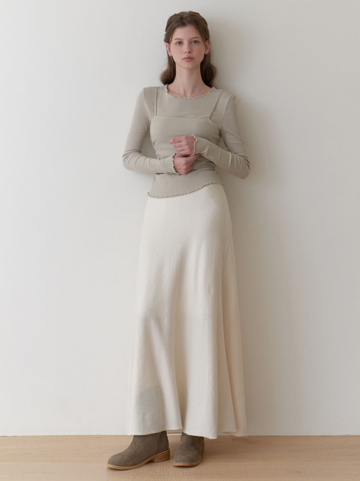 리엘(RE L) Ooze knit flare skirt (cream)