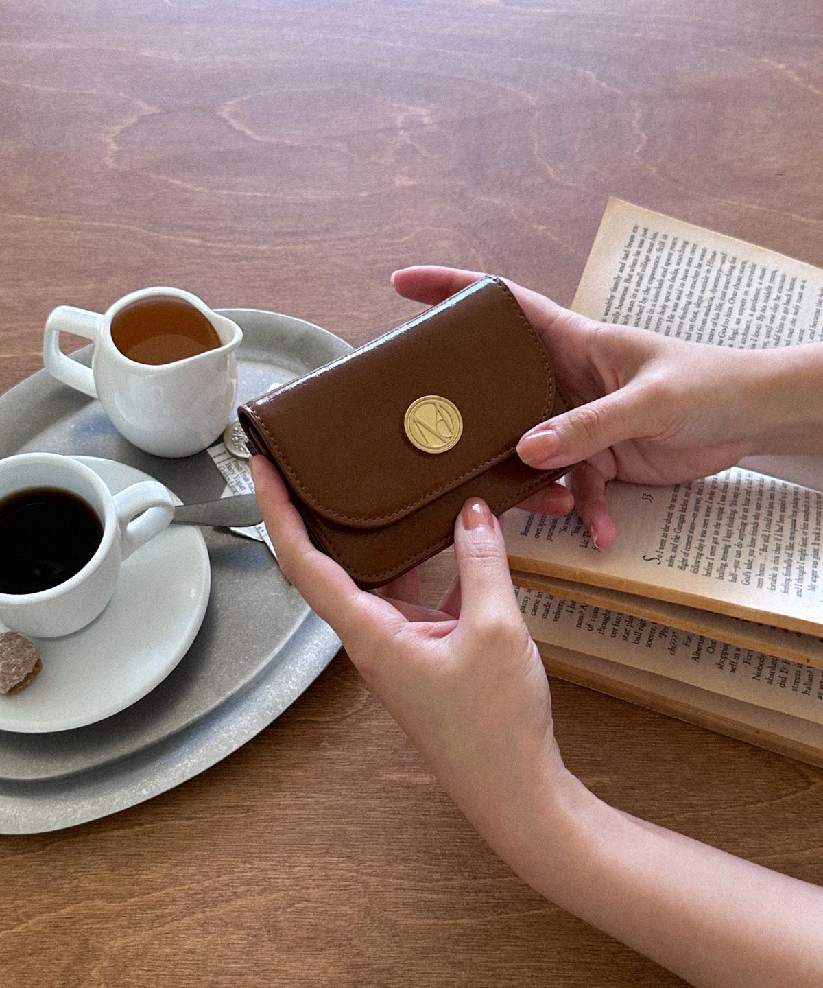 꼬떼드무아(COTEDEMOI) Ecrin card wallet - Caramel
