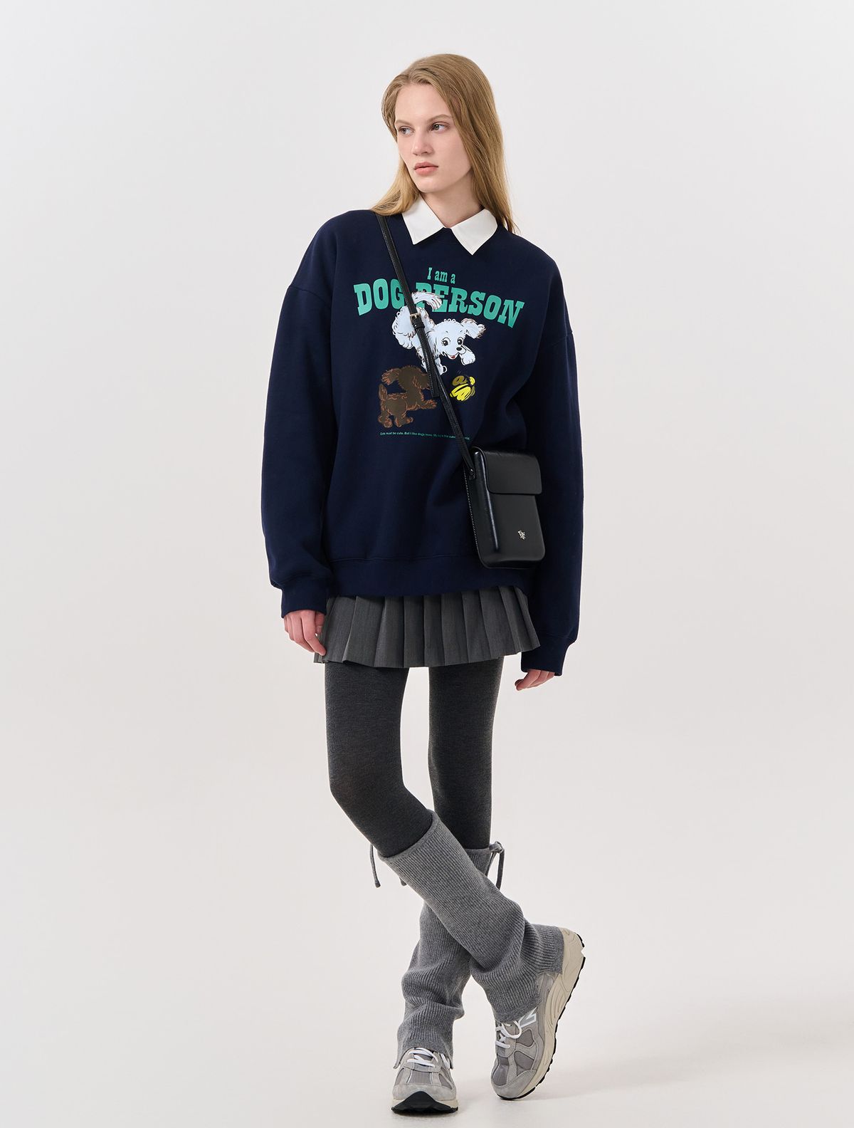 제너럴아이디어(GENERALIDEA) UNISEX 퍼피 오버핏 기모 맨투맨 [NAVY] / SBD4U02012