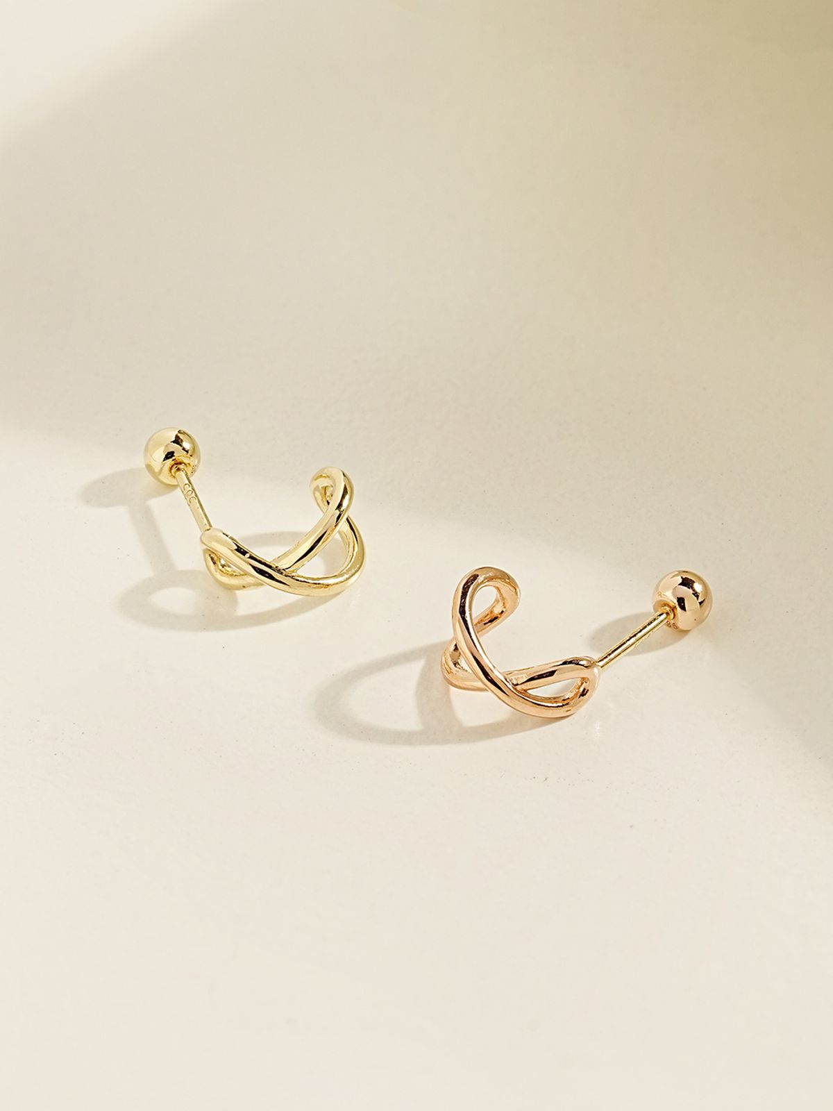 미니멀피어싱(MINIMALPIERCING) 14K 라운드 크로스 링 피어싱 귀걸이