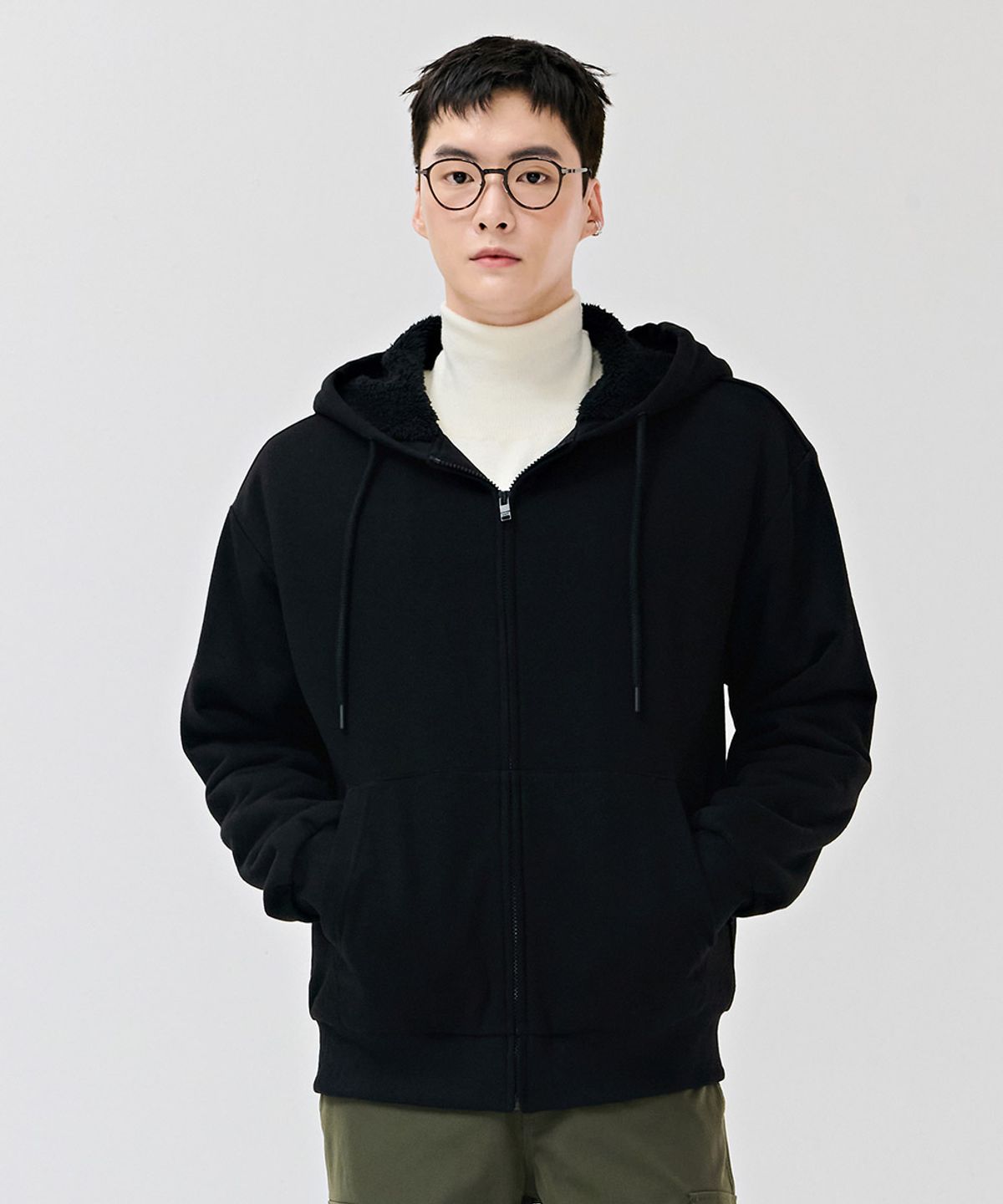 체이스컬트(CHASECULT) 공용 보아 안감 후드 집업-블랙