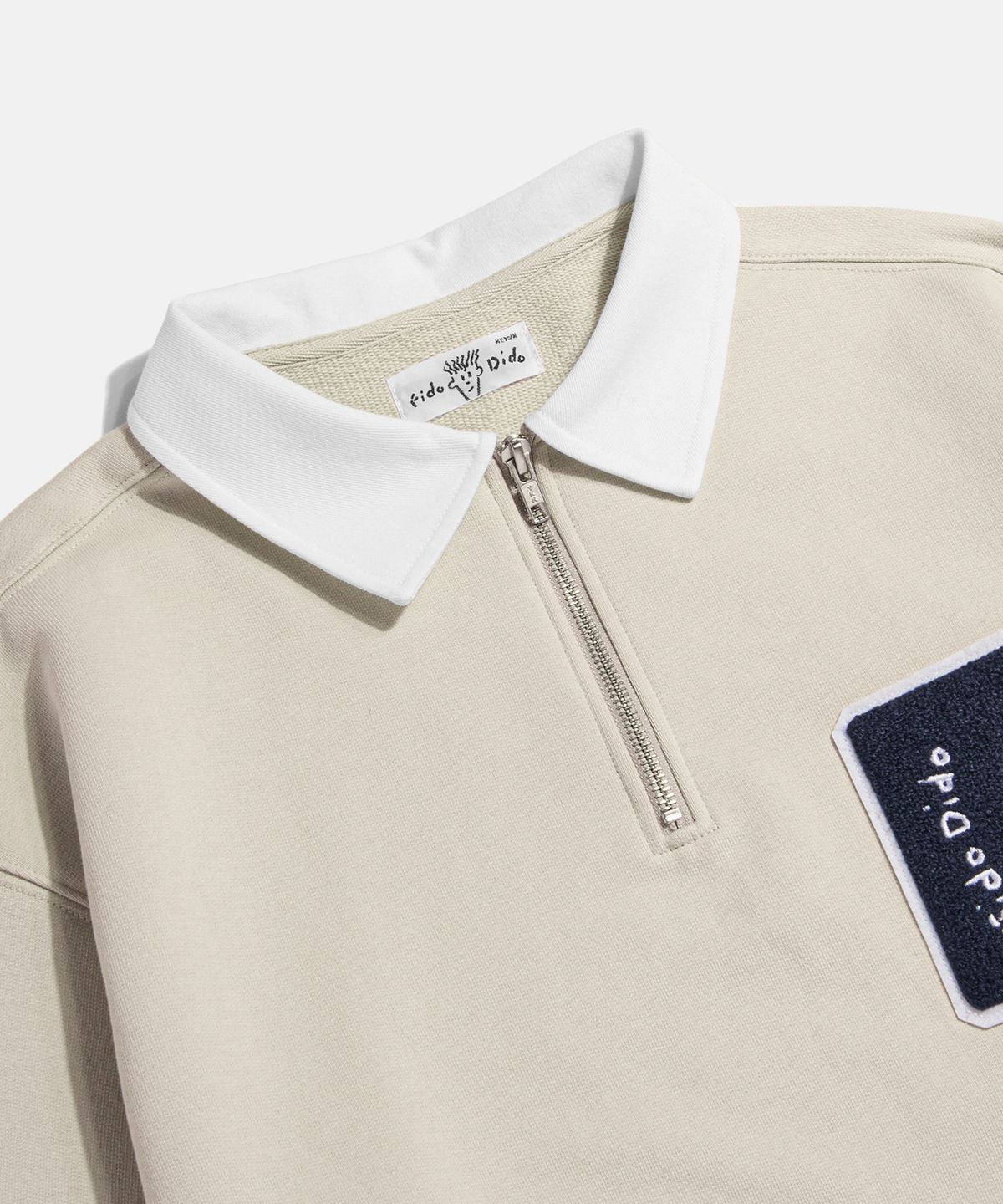 피도디도(FIDO DIDO) Boucle Logo Half Zip Sweatshirt Beige