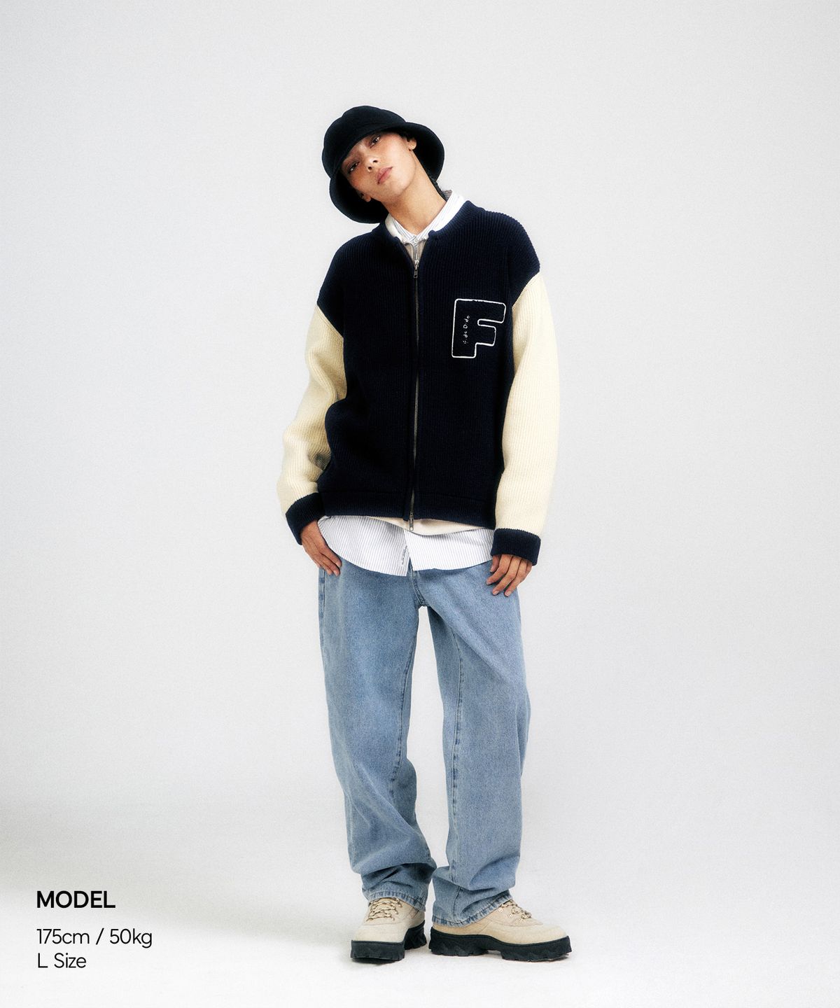 피도디도(FIDO DIDO) Boucle Logo Zip Cardigan Navy