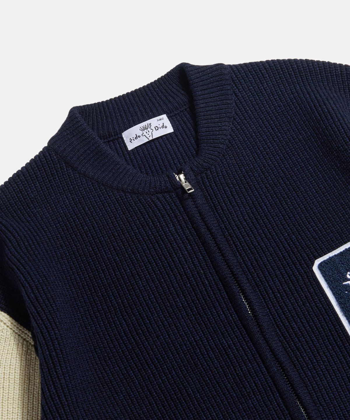 피도디도(FIDO DIDO) Boucle Logo Zip Cardigan Navy