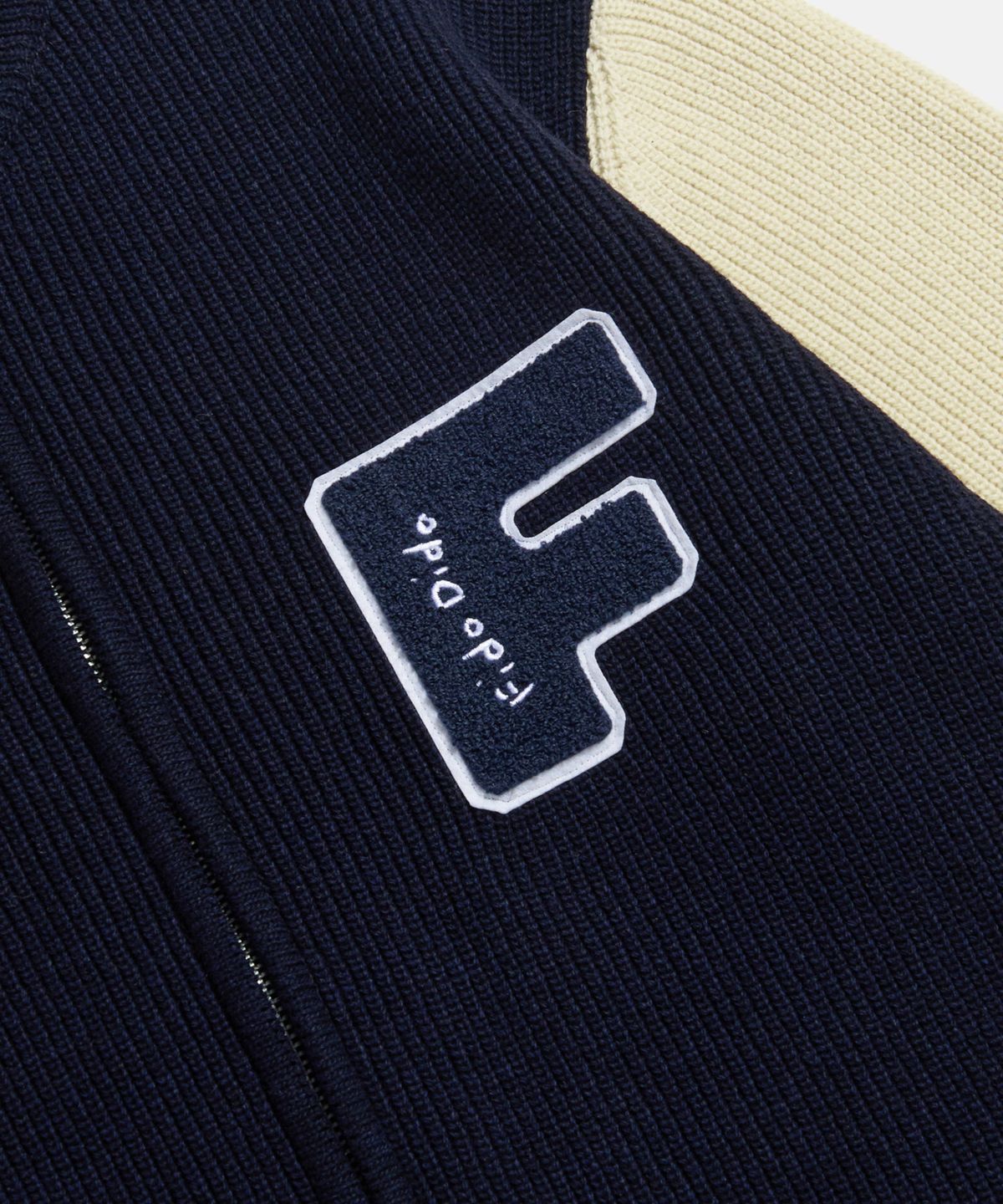피도디도(FIDO DIDO) Boucle Logo Zip Cardigan Navy
