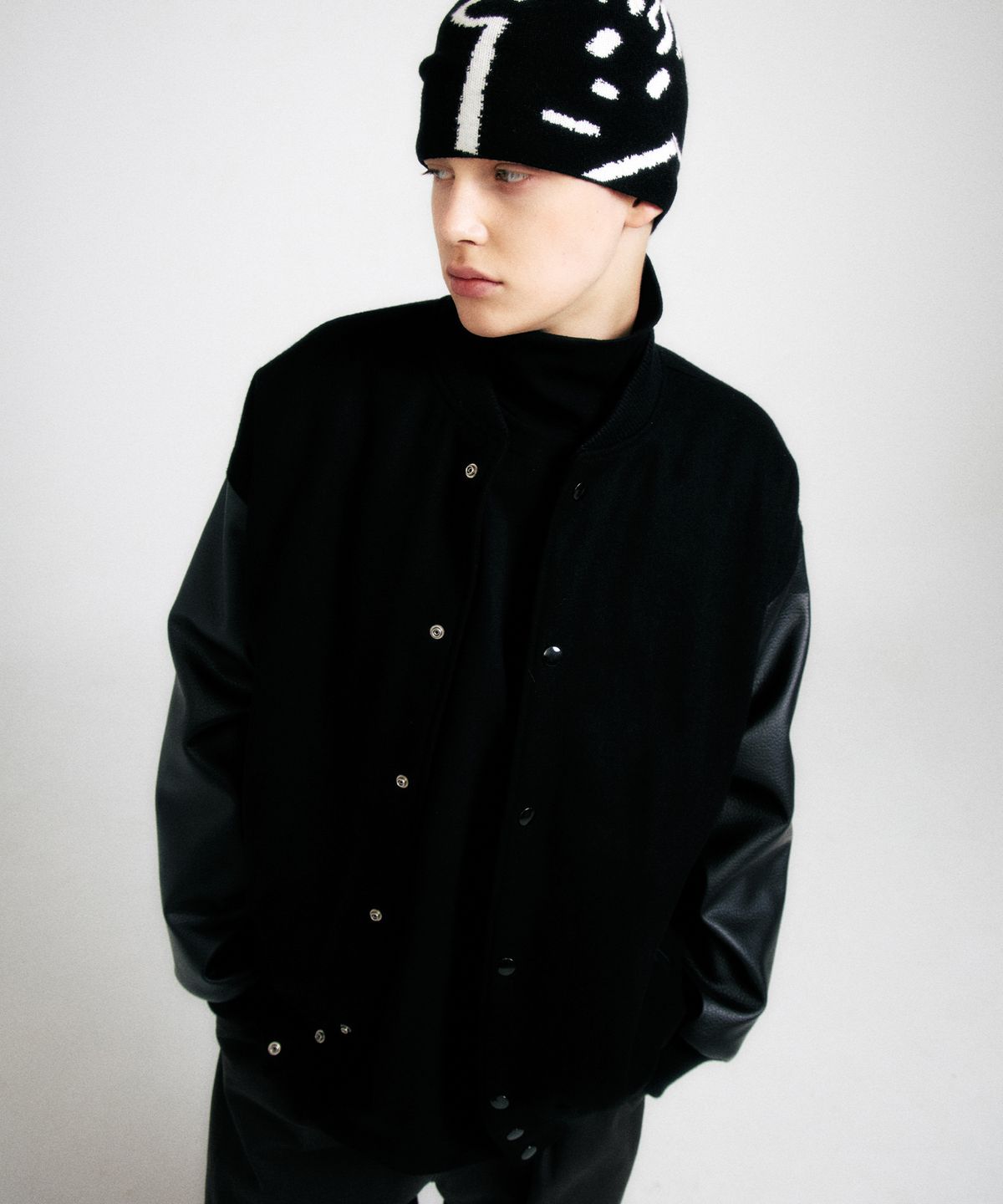 피도디도(FIDO DIDO) FD Standard Varsity Jacket Black