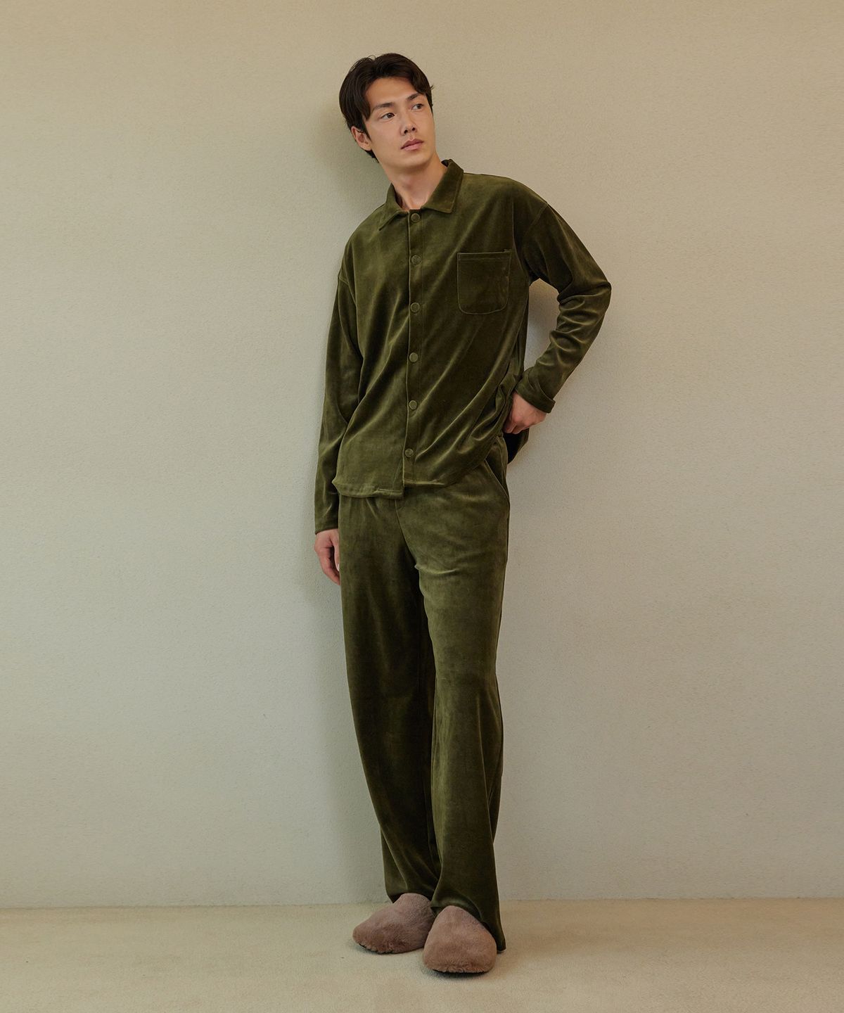 아템포(ATEMPO) VELOUR PAJAMA SET_olive (men)