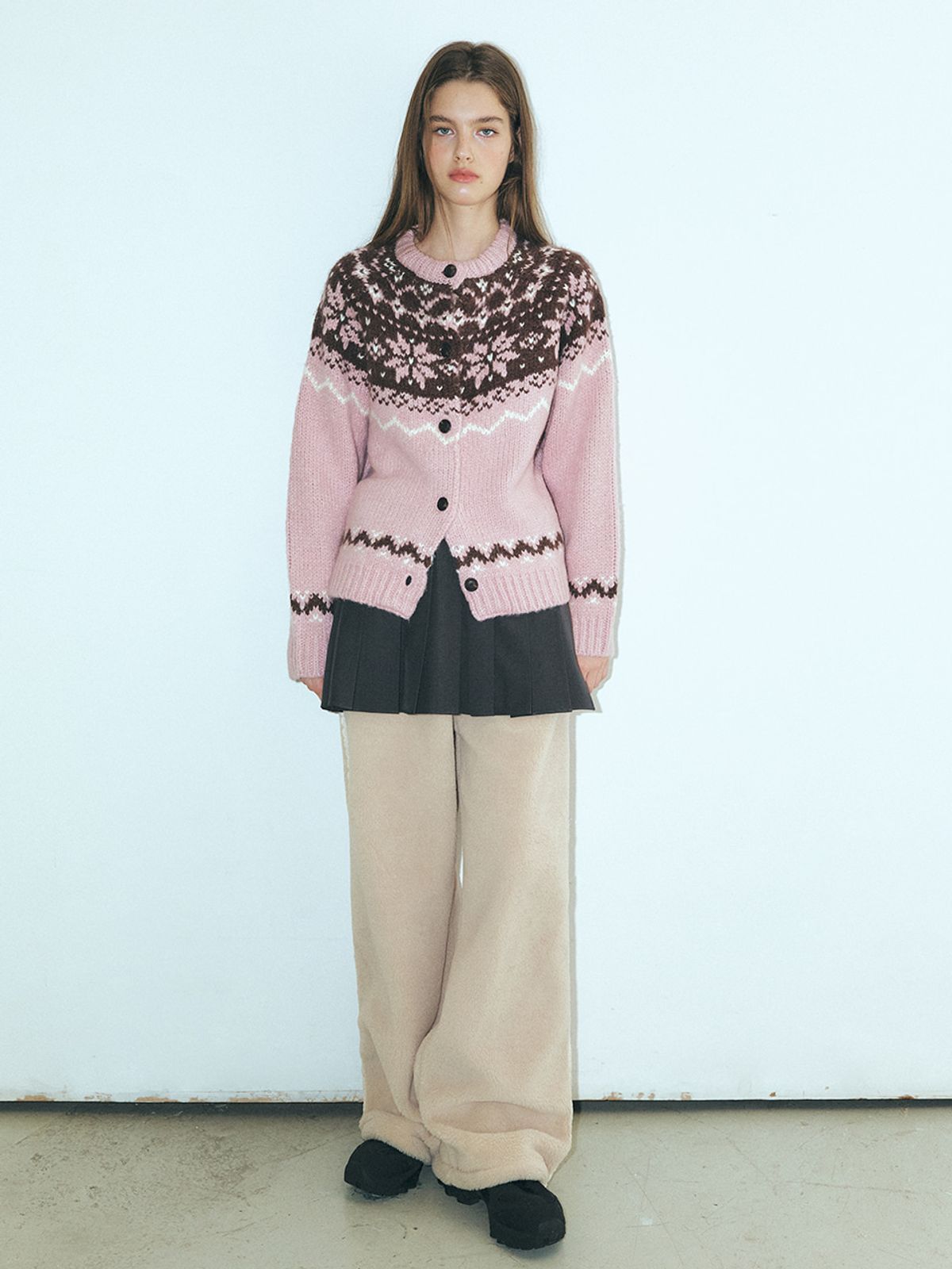 에트몽(ETMON) Lace Track Shearling Pants, Cream Beige