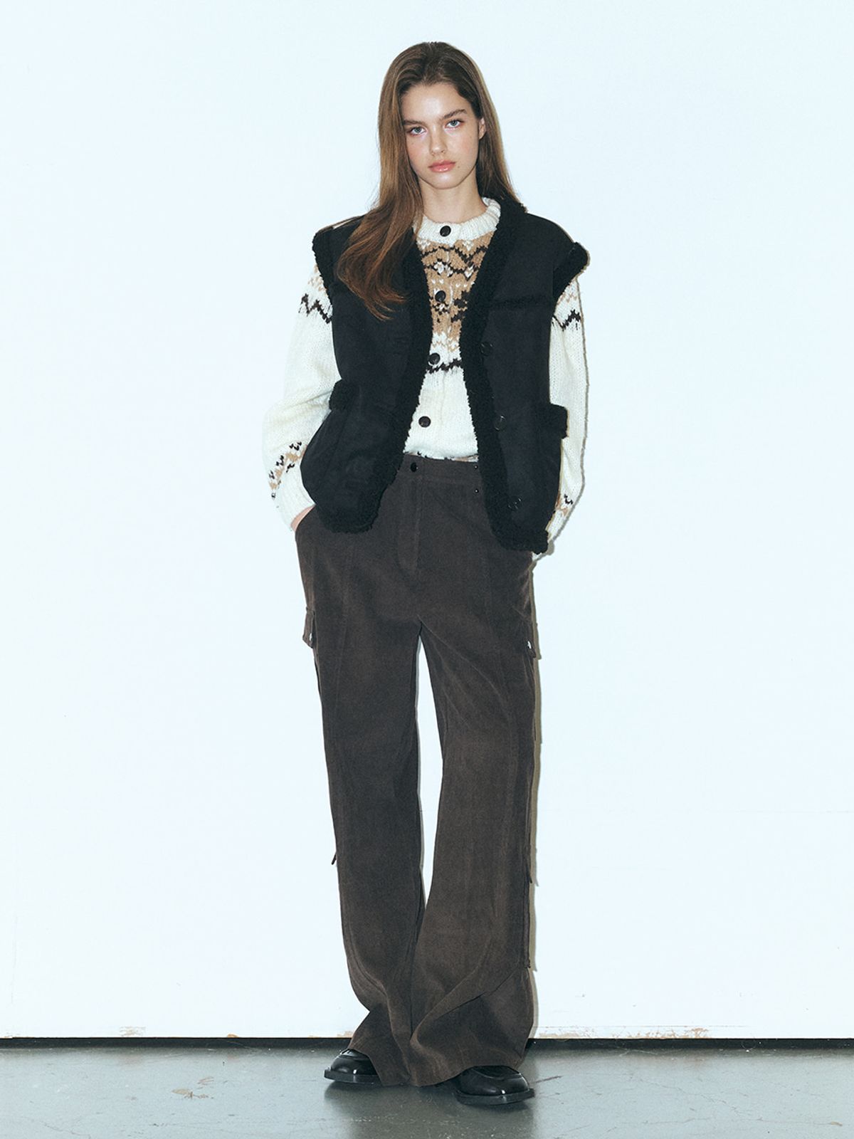 에트몽(ETMON) Corduroy Stud Pocket Pants, Brown
