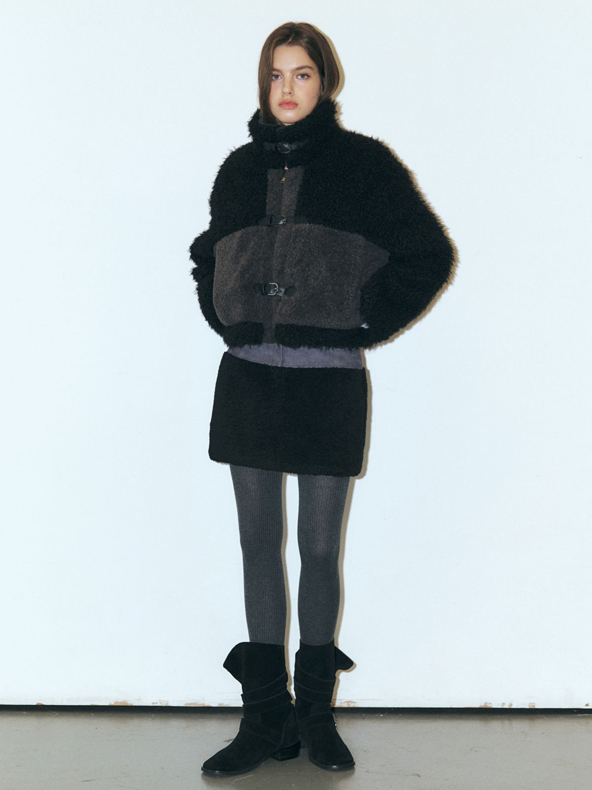 에트몽(ETMON) Mixed Shearling Mustang Coat, Black