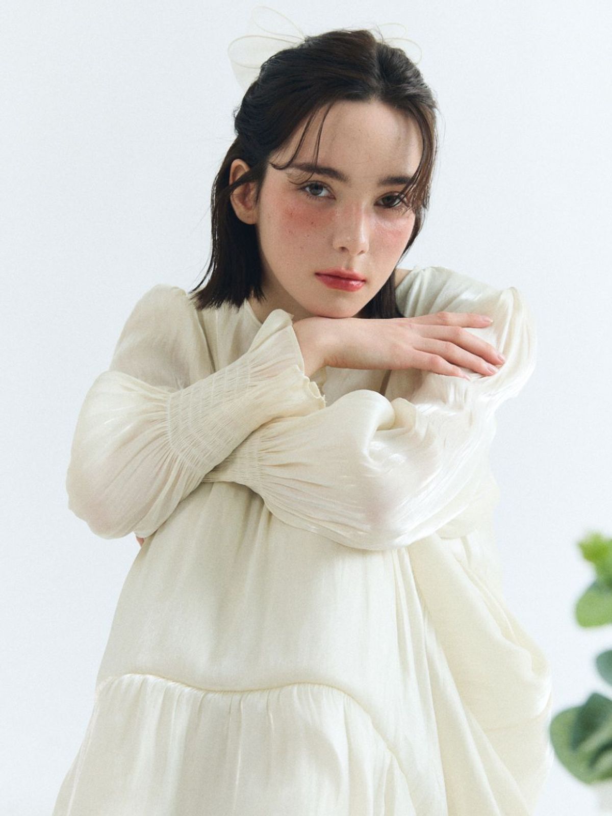 패브릭서울(FABRICSEOUL) satin glossy maxi dress