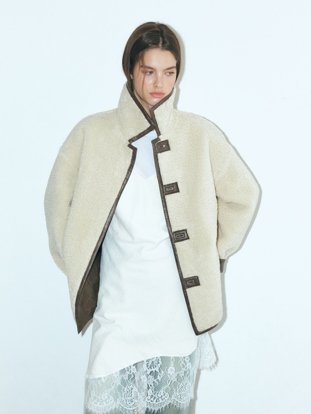 에트몽(ETMON) Reversible Leather Mustang Coat, Brown